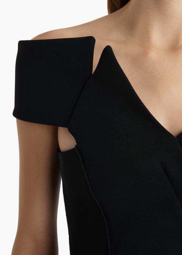 GENE-DRESS_BLACK_55574114-200_D.jpg