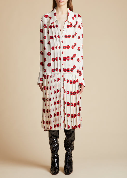 The Helli Dress in Cream with Red Lip Print