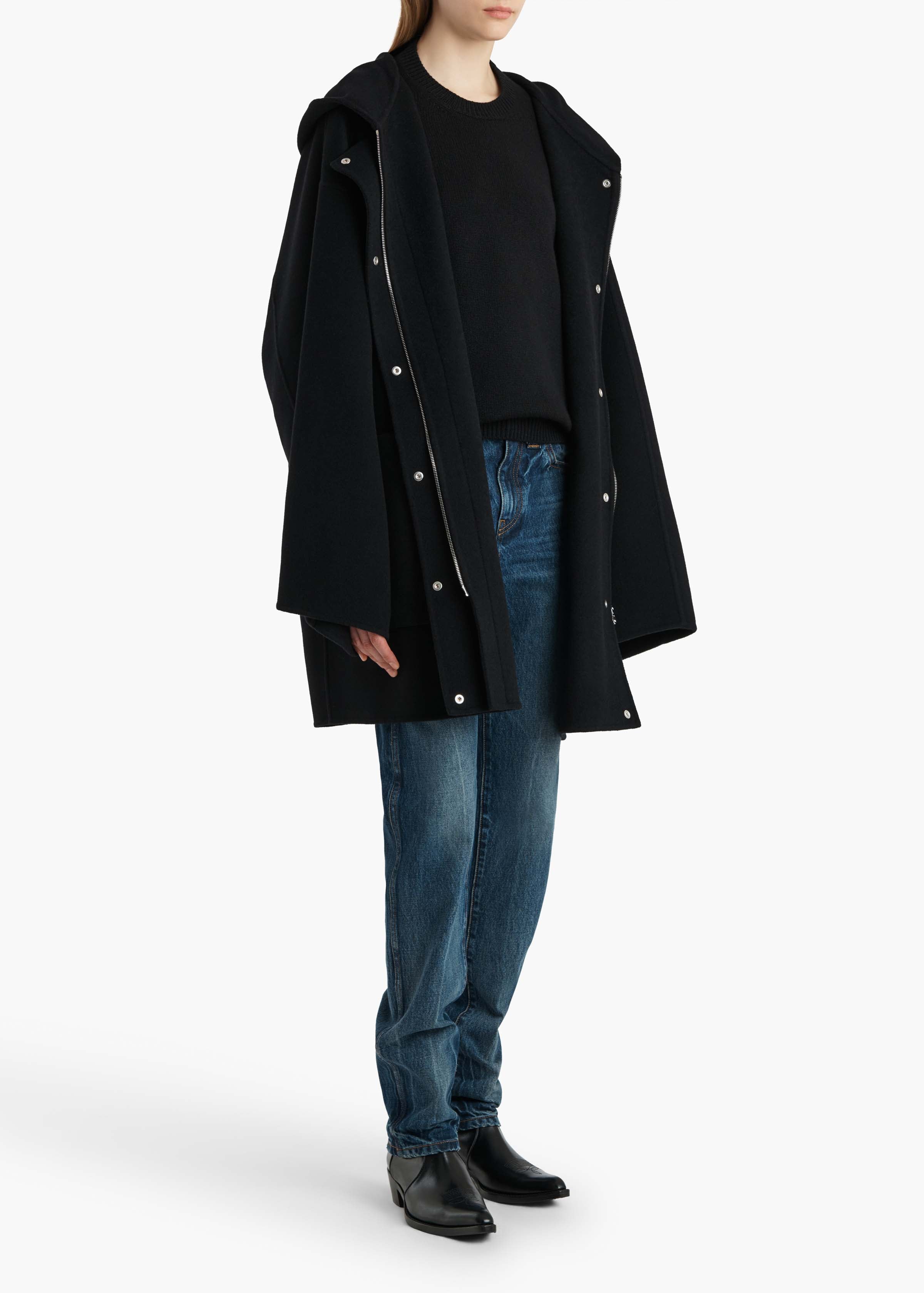 HESSNER-COAT_BLACK_7129547-200_A_STYLED.jpg