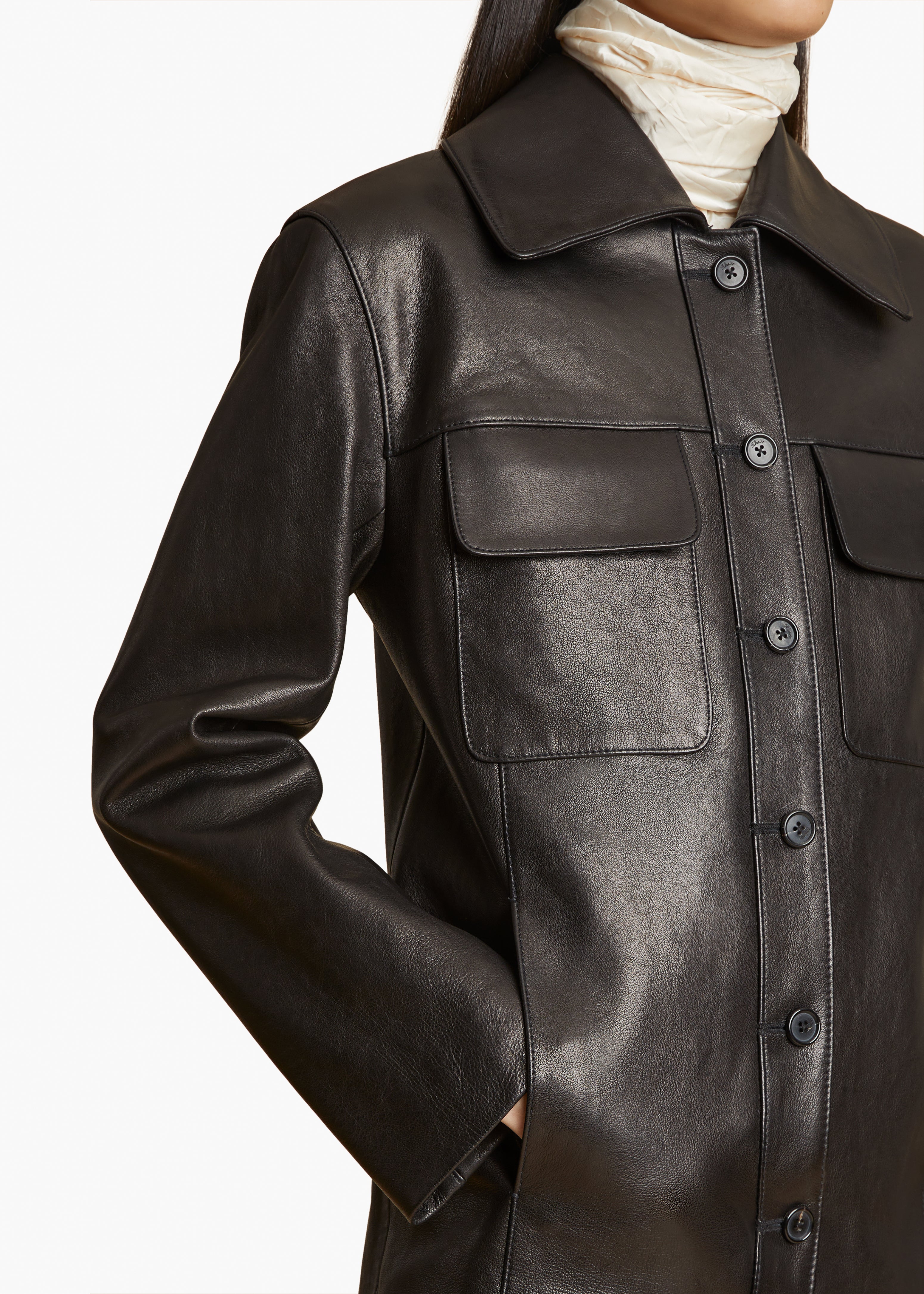 IANA JACKET IN BLACK LEATHER DETAILED VIEW 2