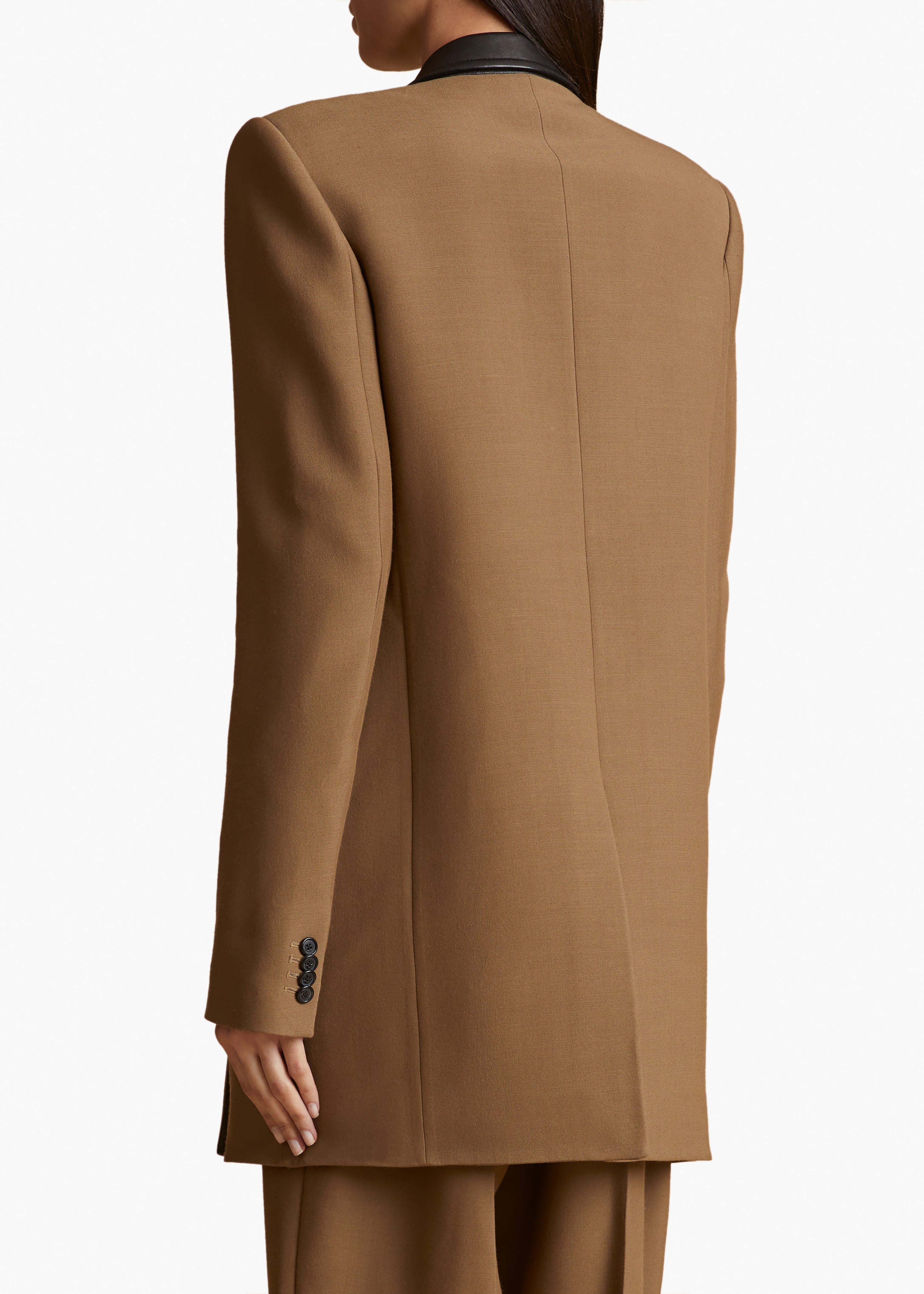 JACOBSON BLAZER IN TOFFEE AND BLACK LEATHER BACK VIEW