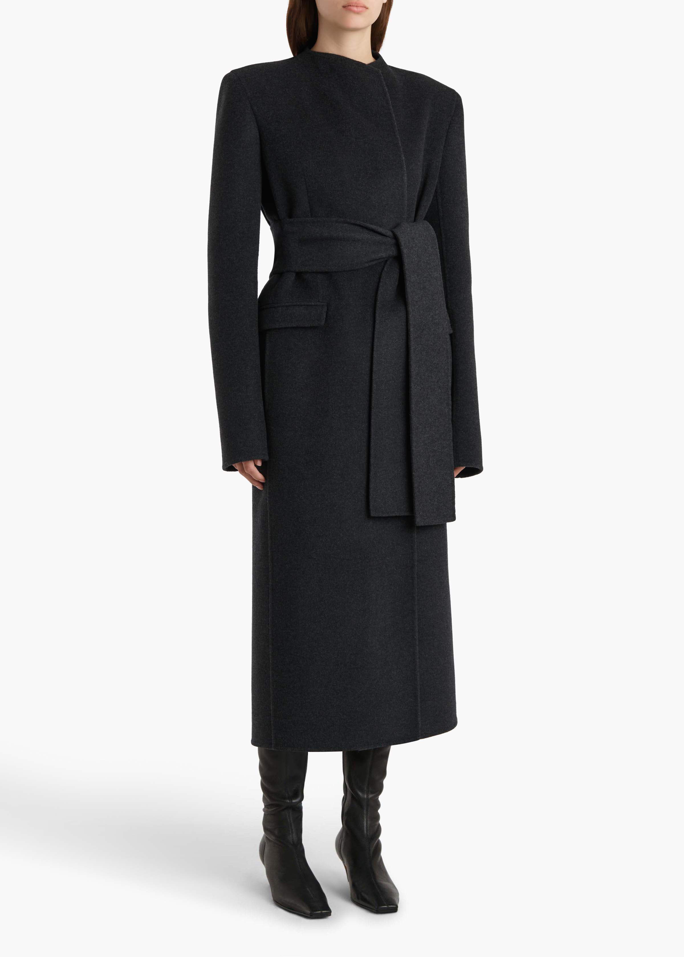 Jelson Coat in Charcoal – KHAITE