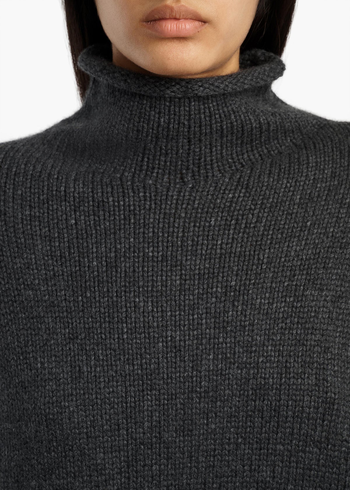 JUNIPER SWEATER CHARCOAL 18050650 205 D