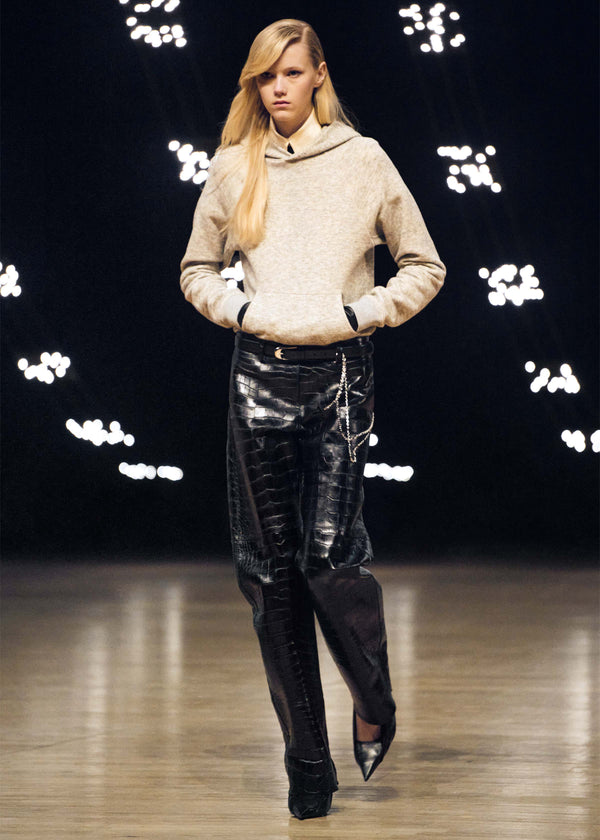 RUNWAY