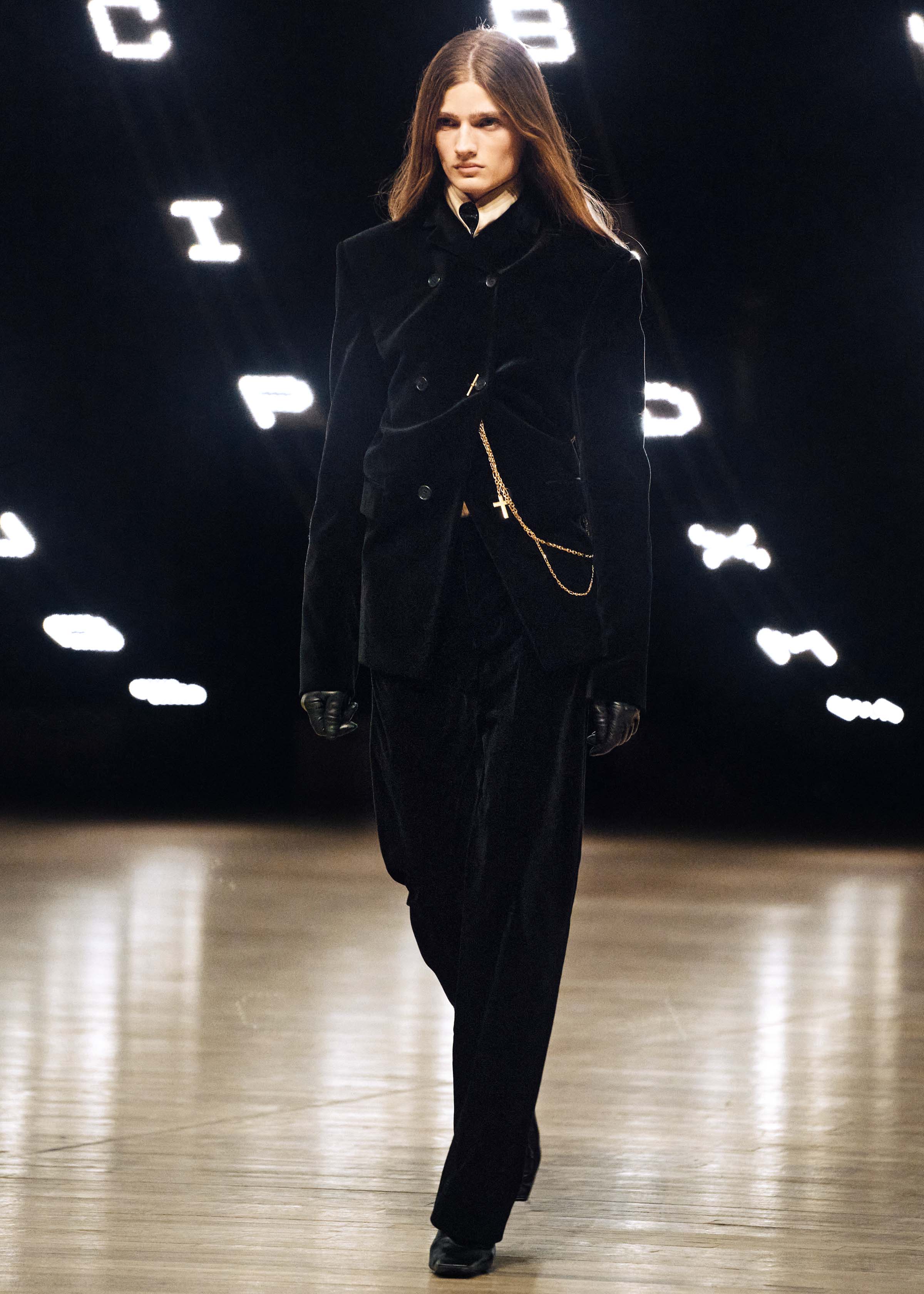 RUNWAY