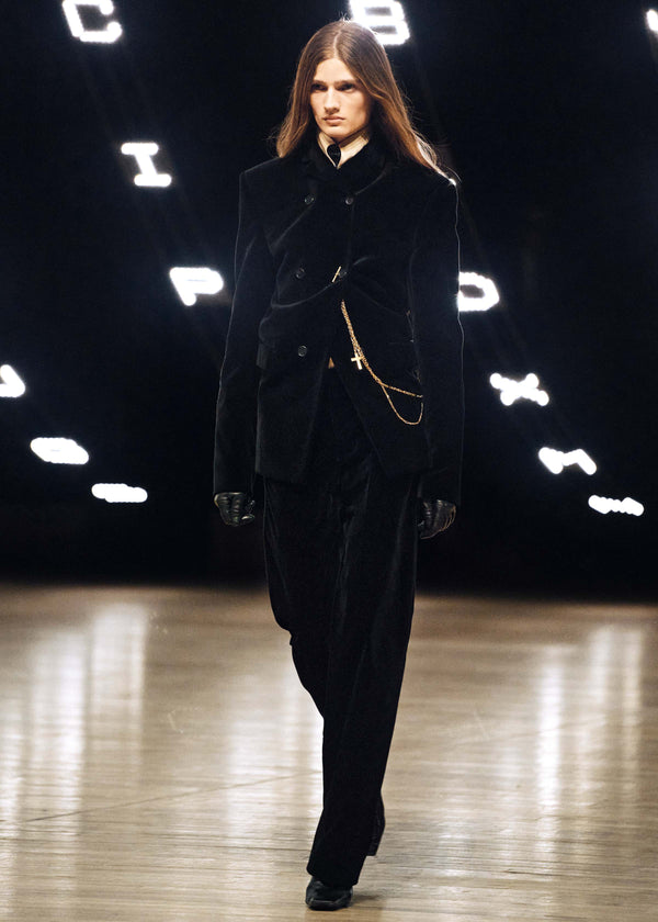 RUNWAY