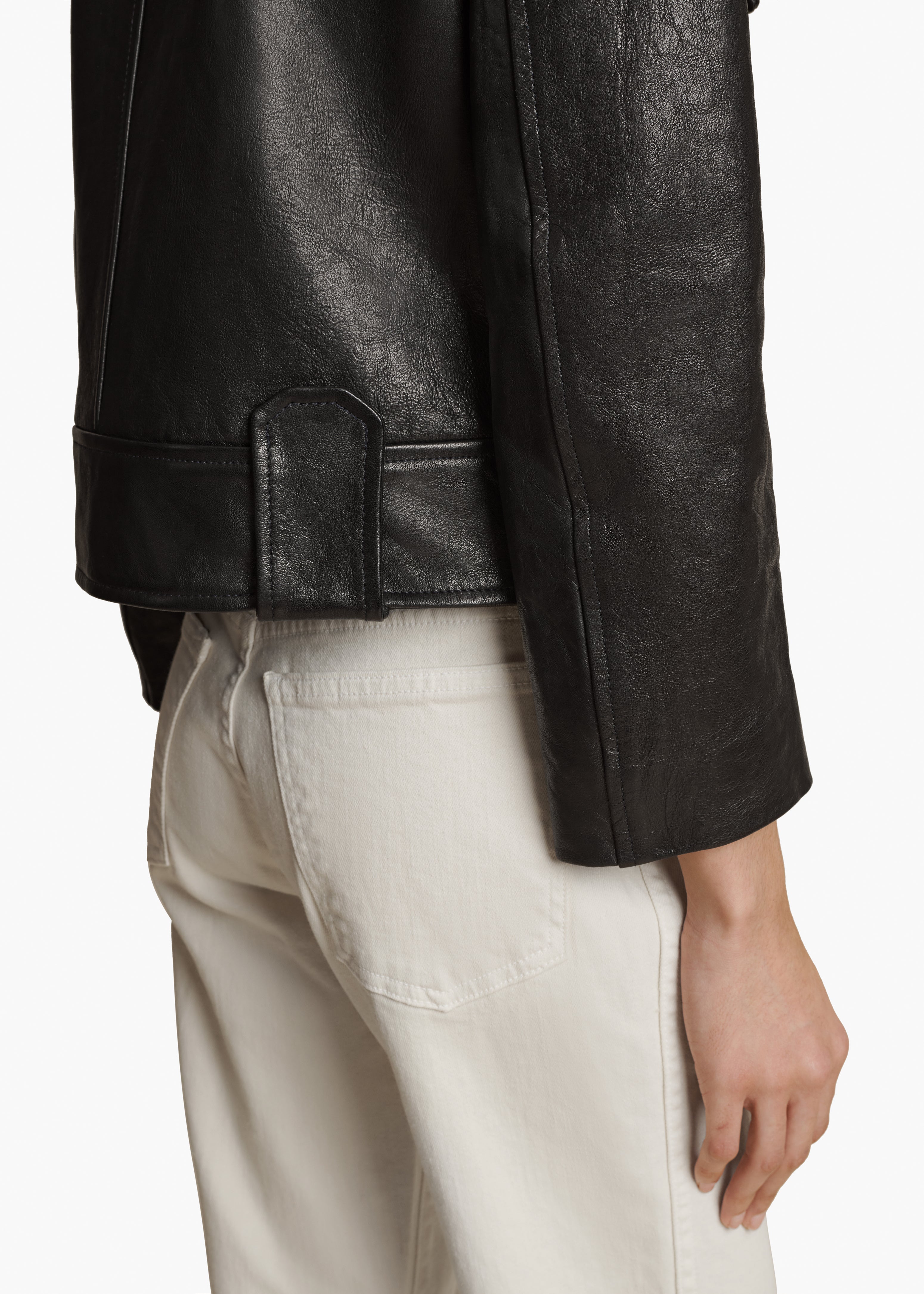 LAYBIN JACKET IN BLACK LEATHER DETAILED VIEW 2