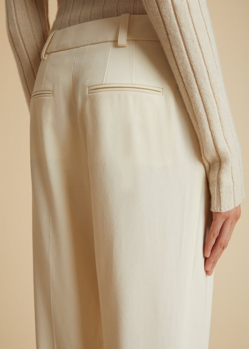 The Leaton Pant in Chalk