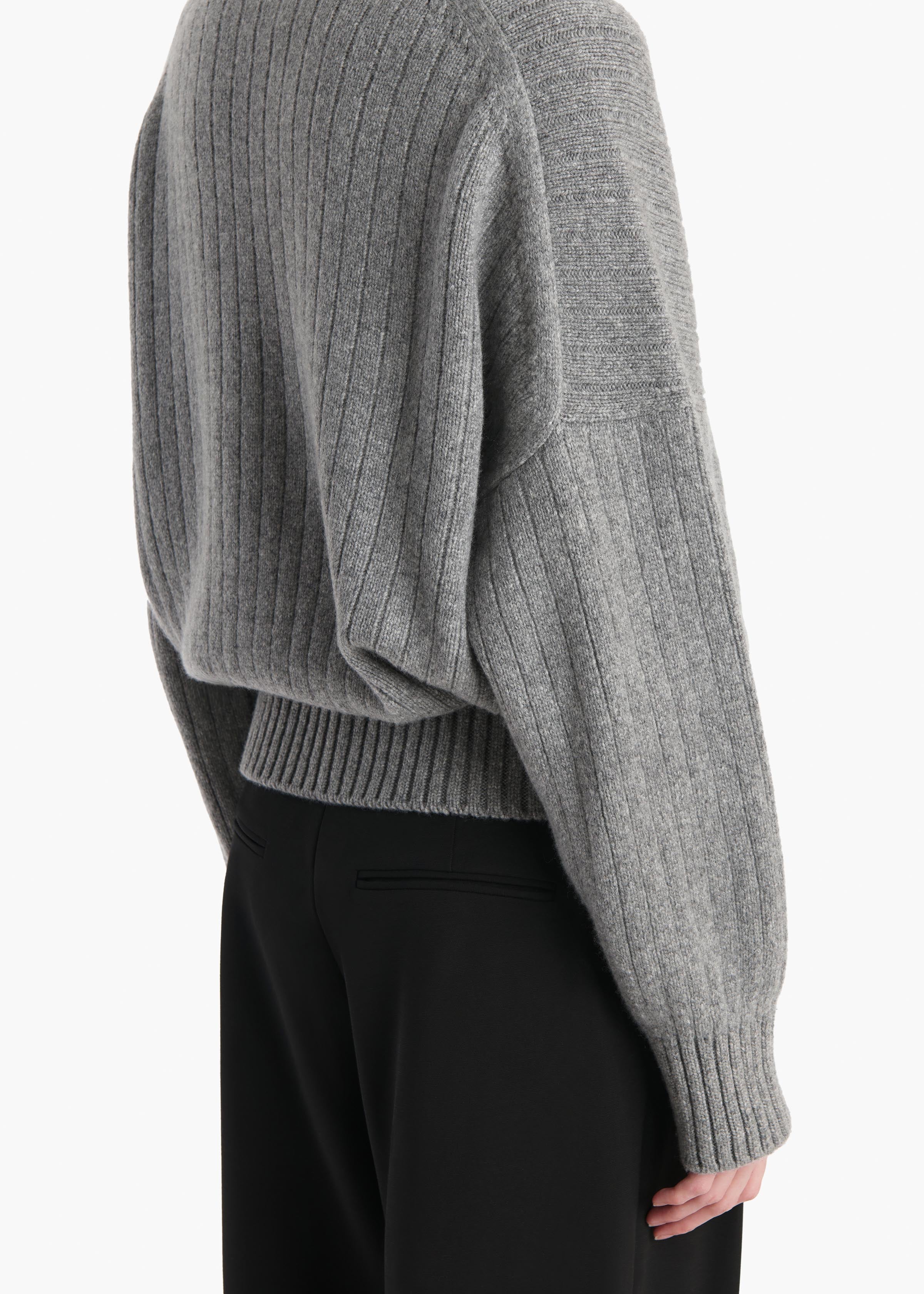 Lennox Sweater in Fog – KHAITE