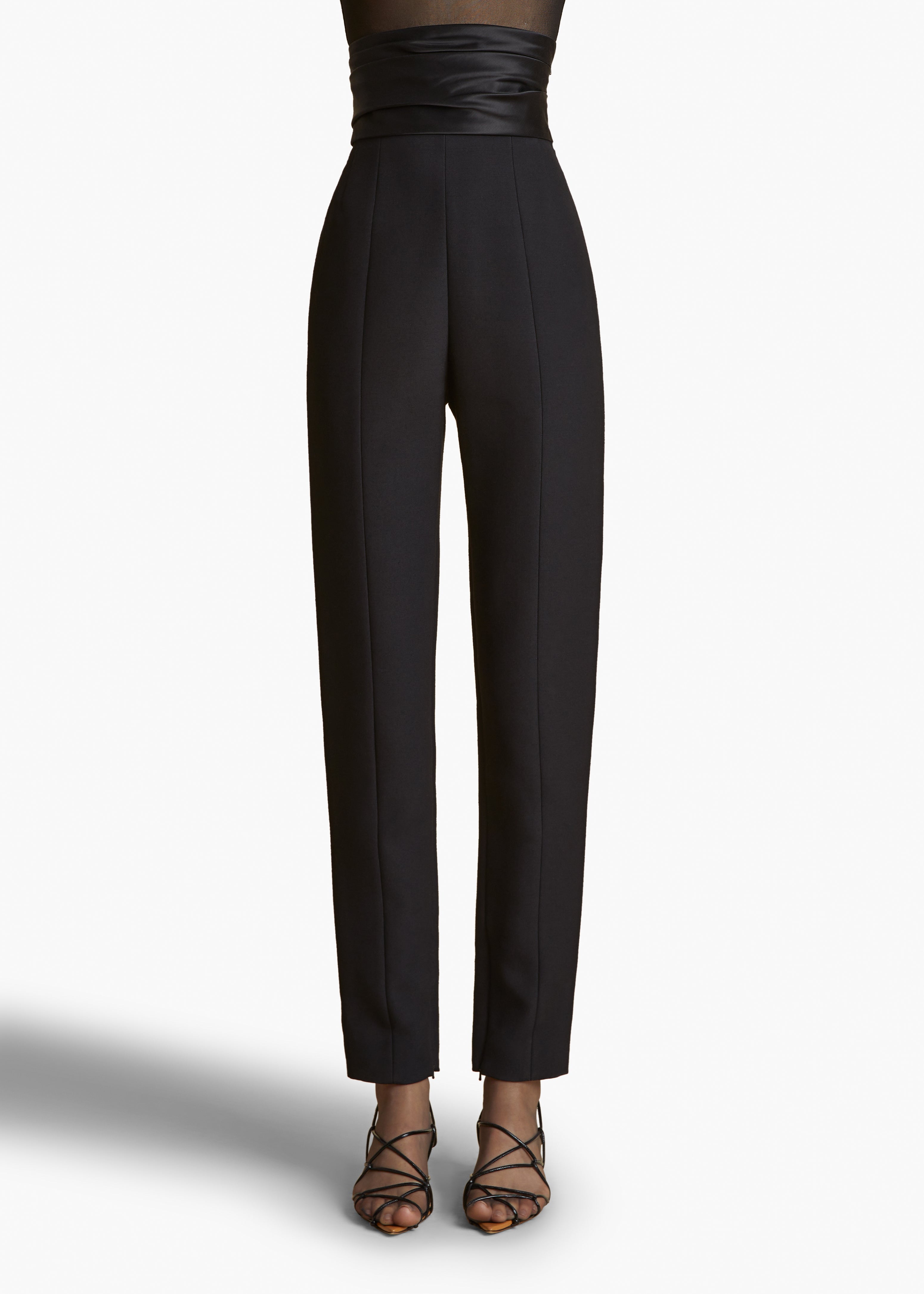 LENRO PANT BLACK FRONT VIEW