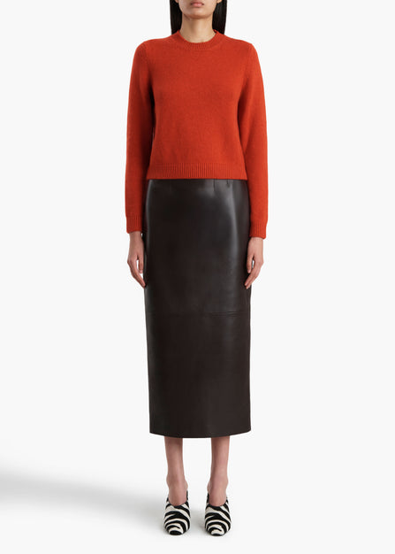 LETA-SWEATER_PERSIMMON_9734650-712_STYLED