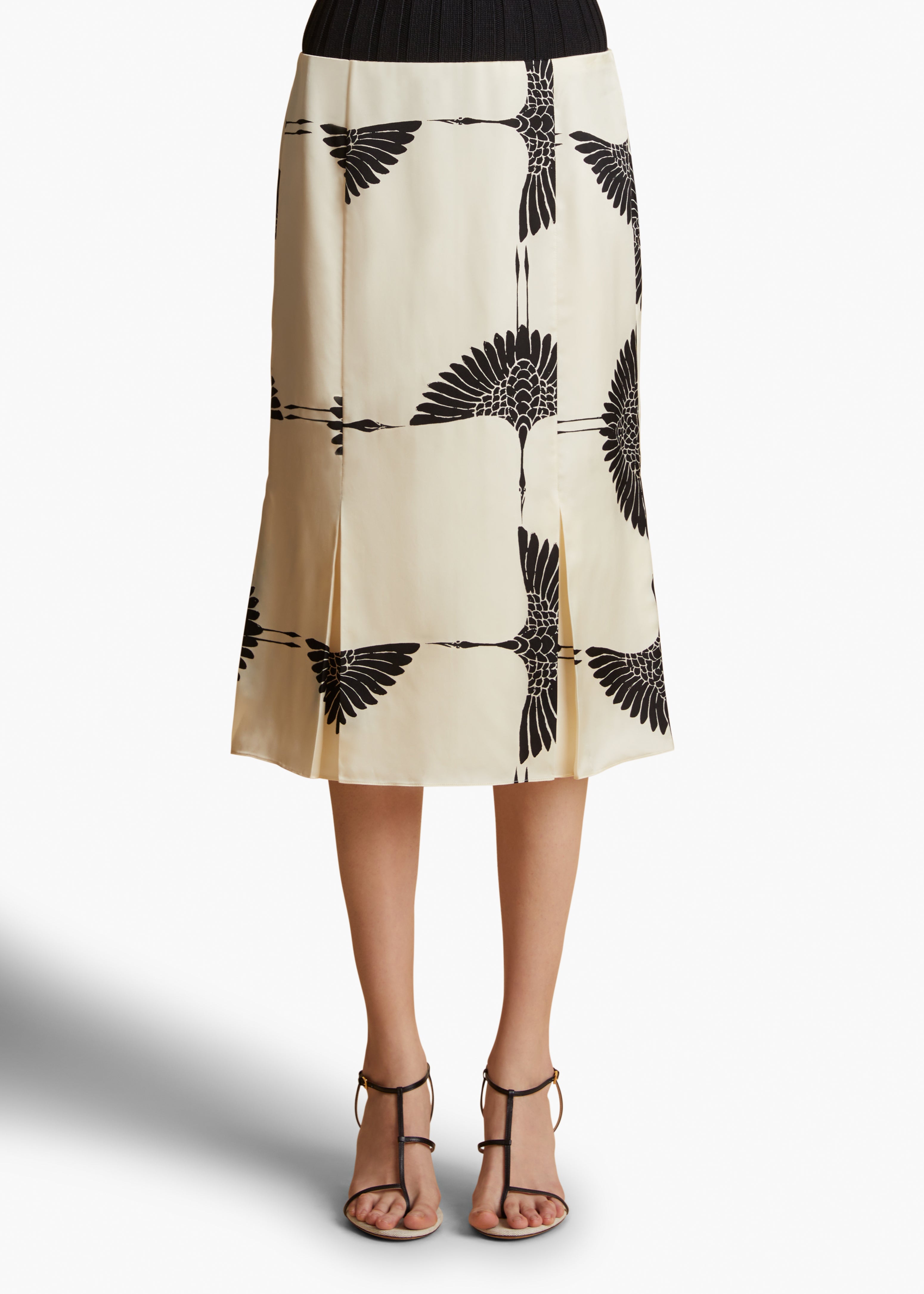 LEVY SKIRT IN CREAM AND BLACK CRANE PRINT FRONT VIEW