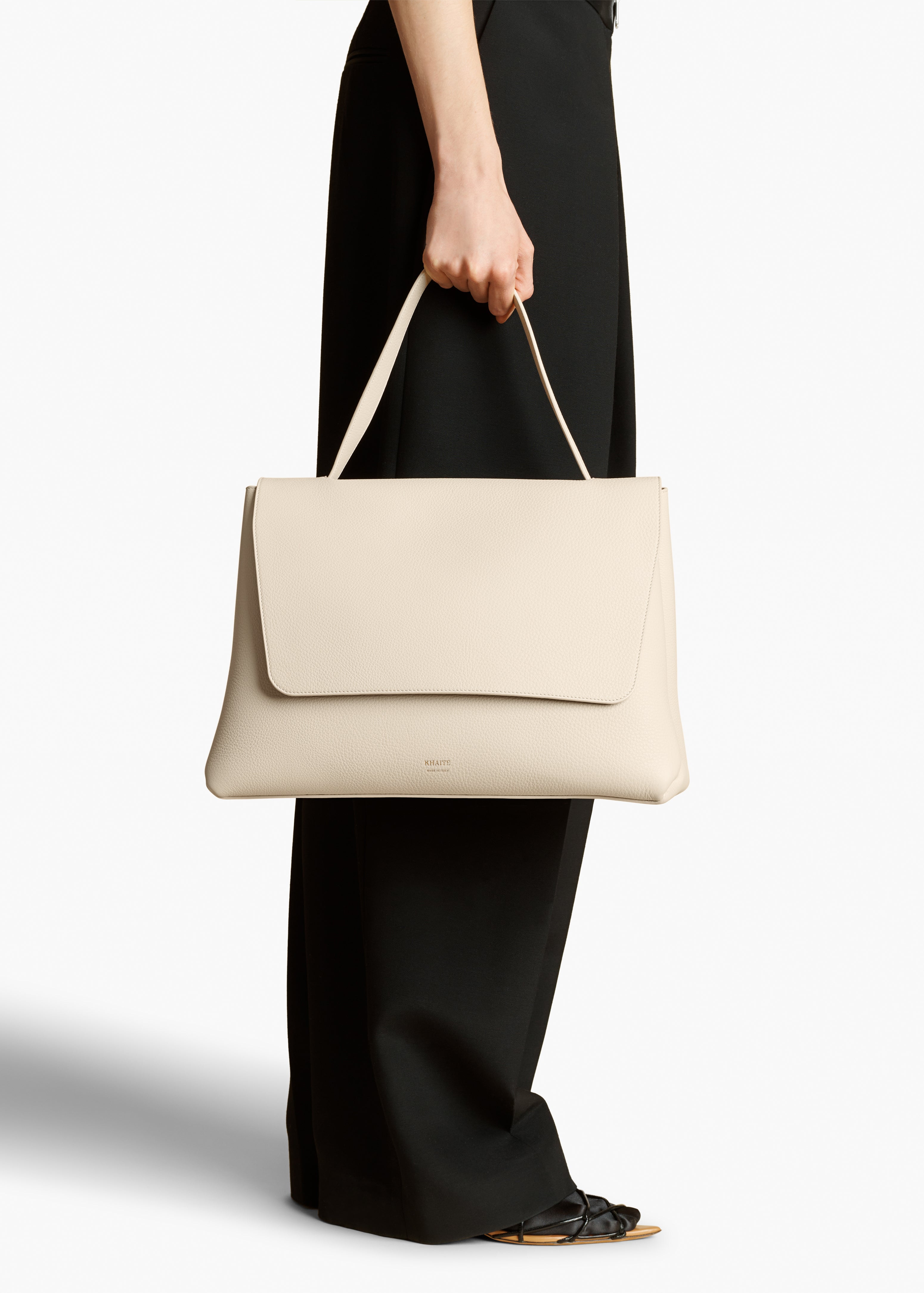 LIA HANDBAG IN DARK IVORY LEATHER STYLED VIEW