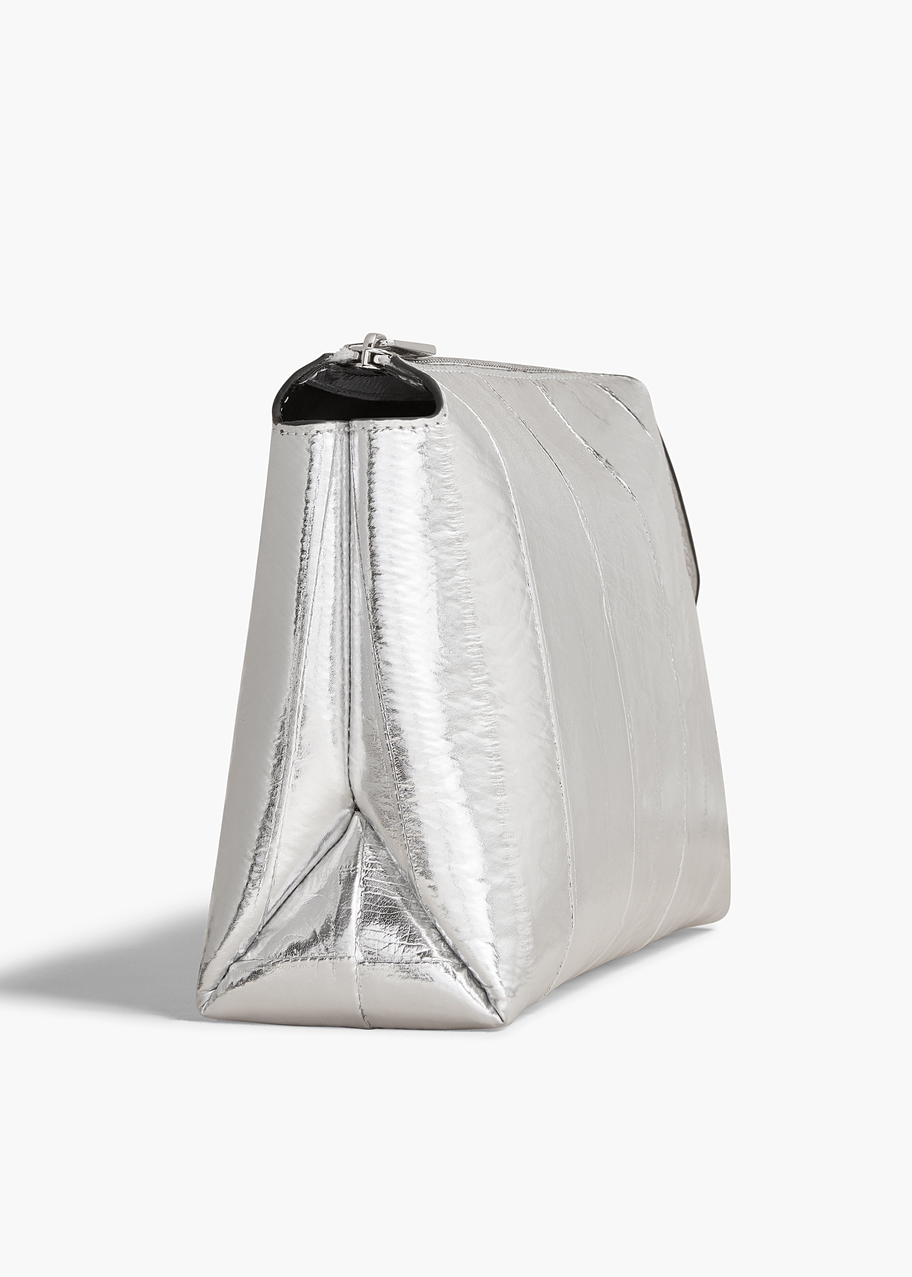 LINA SMALL POUCHETTE IN SILVER EEL DETAILED VIEW