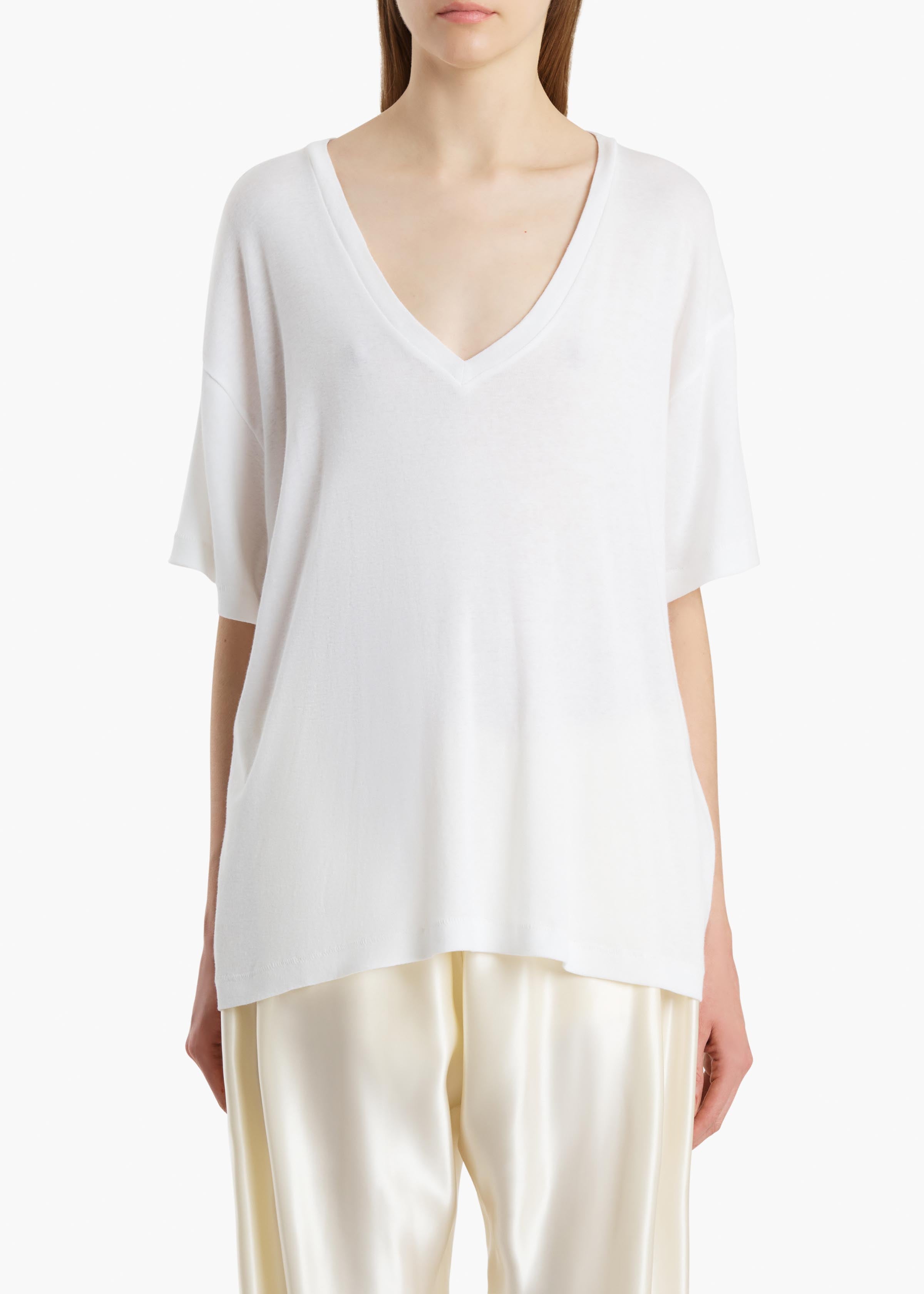 Linda T-Shirt in White