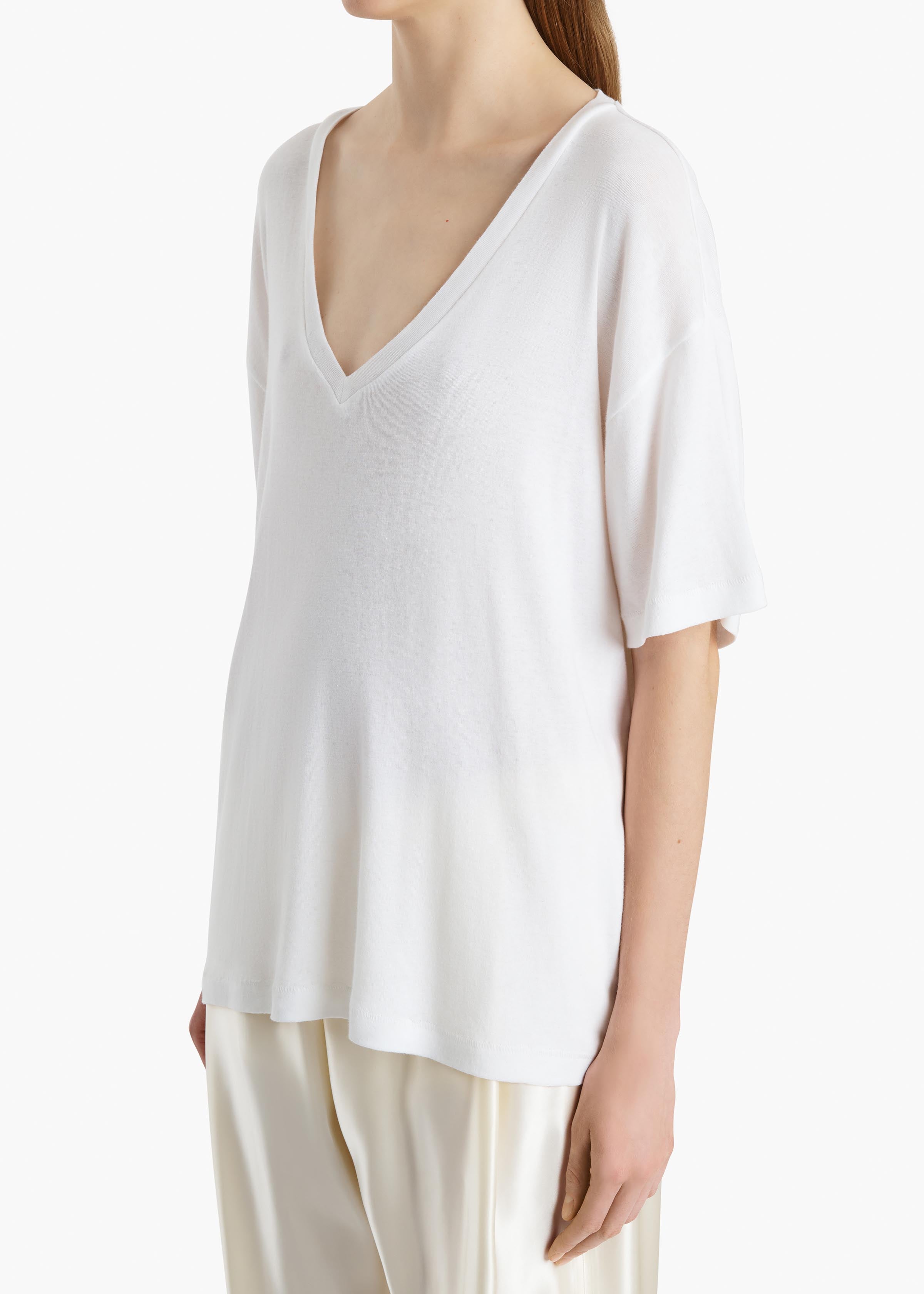 Linda T-Shirt in White