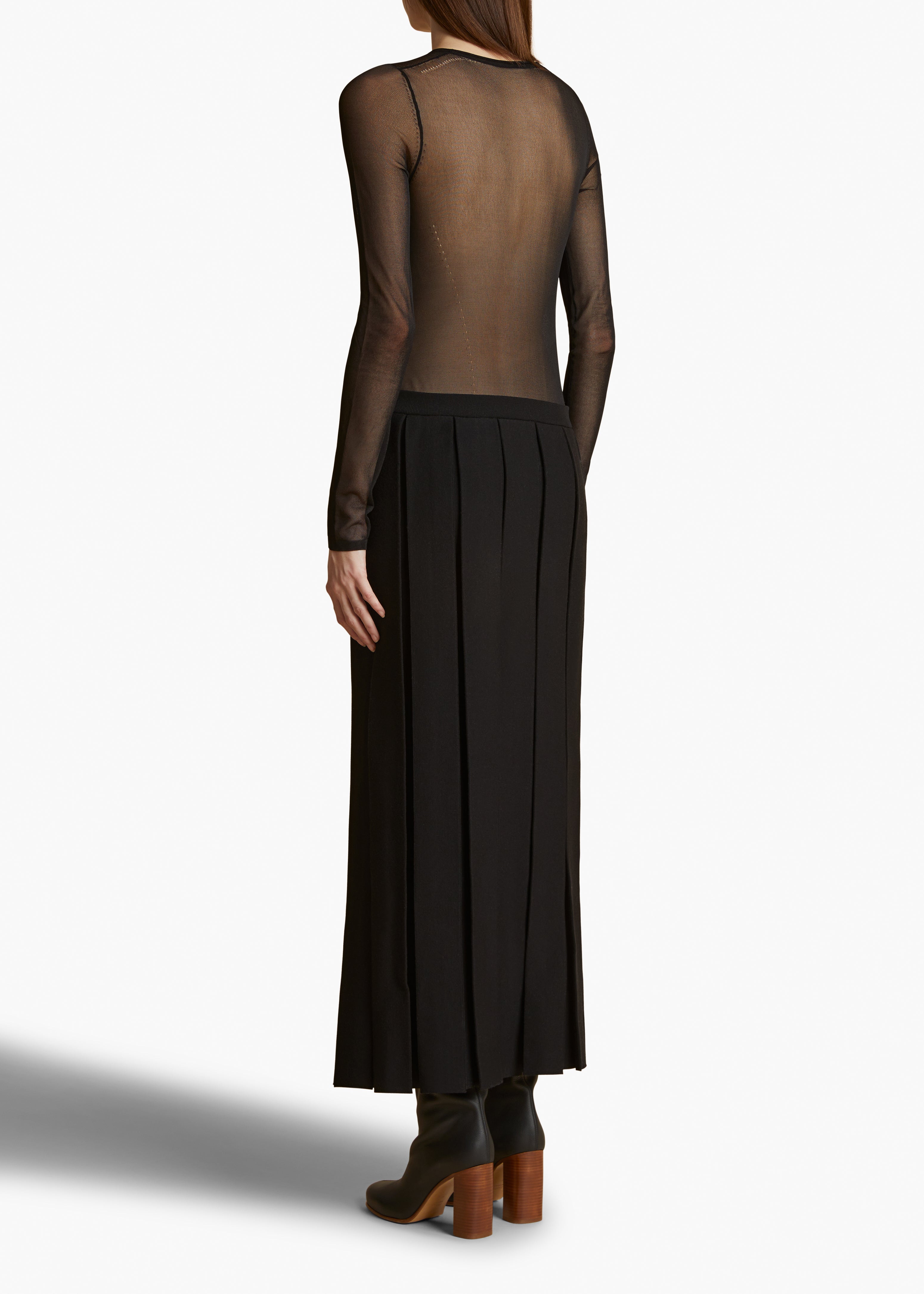 LOIRA DRESS IN BLACK BACK VIEW