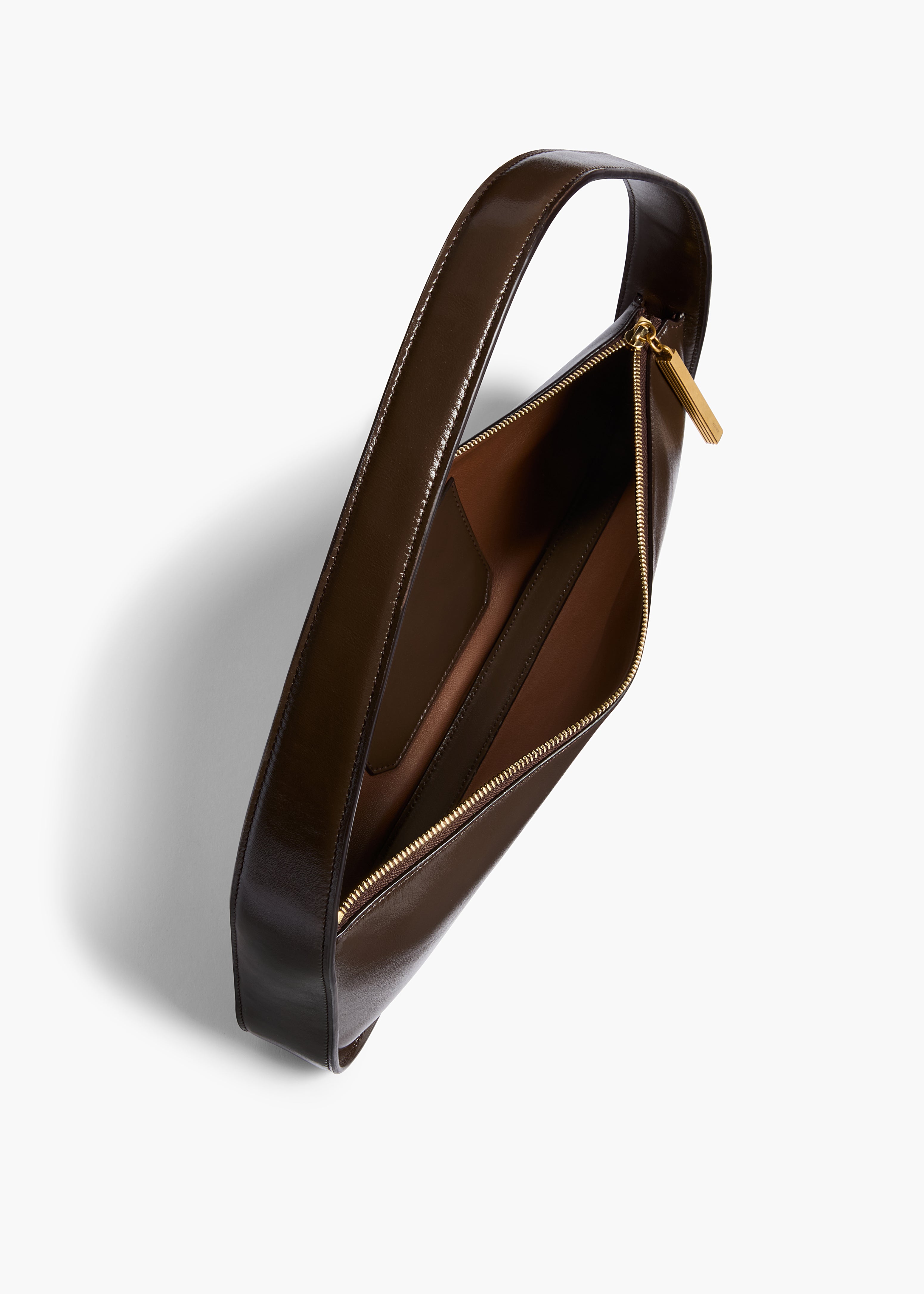 LORI-BAGUETTE_CHESTNUT_H2045-877-934_C