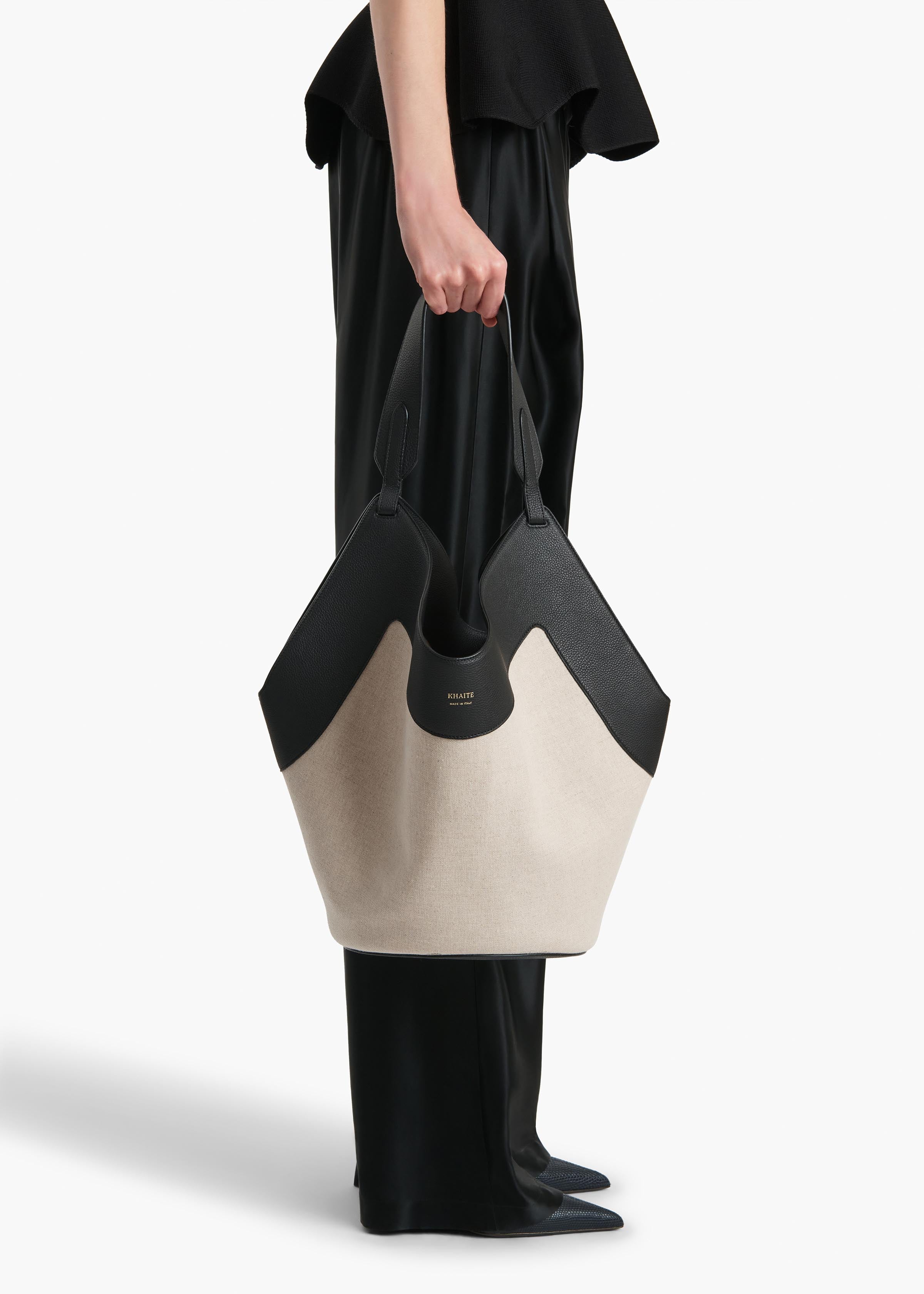 Medium Lotus Tote in Black Leather and Natural Canvas – KHAITE