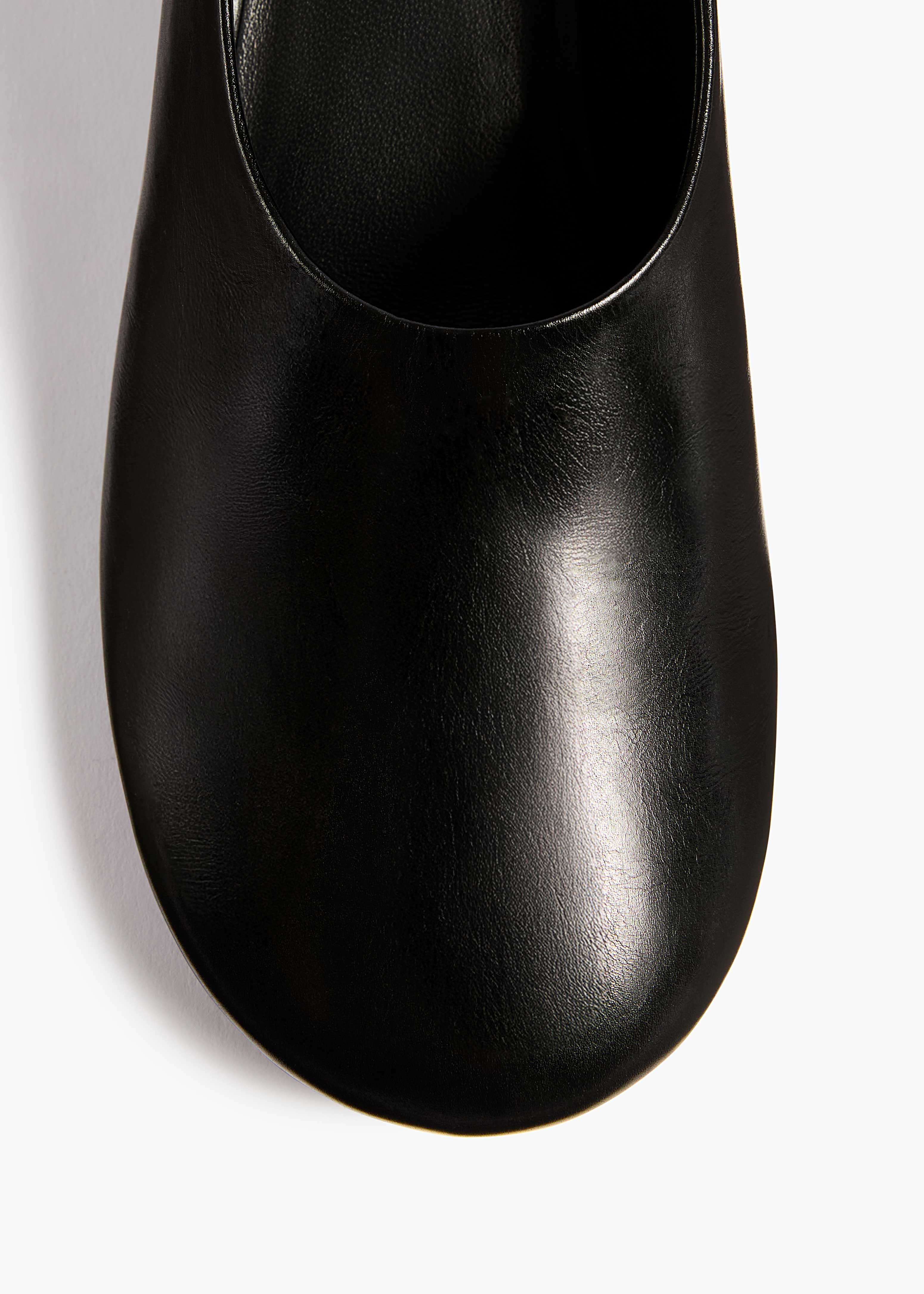 Marcy Pump in Black
