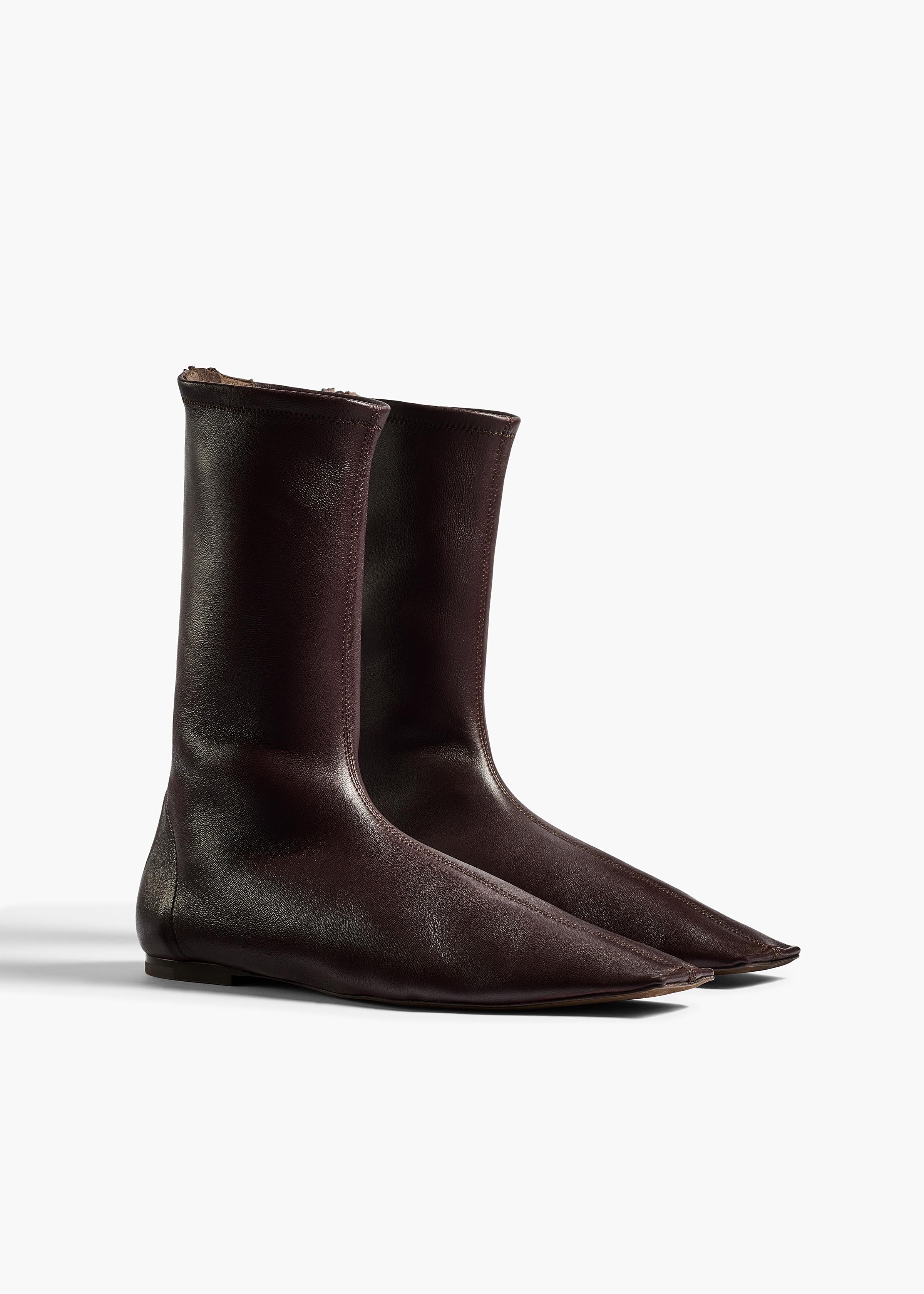 Marlene Boot in Rouge Noir