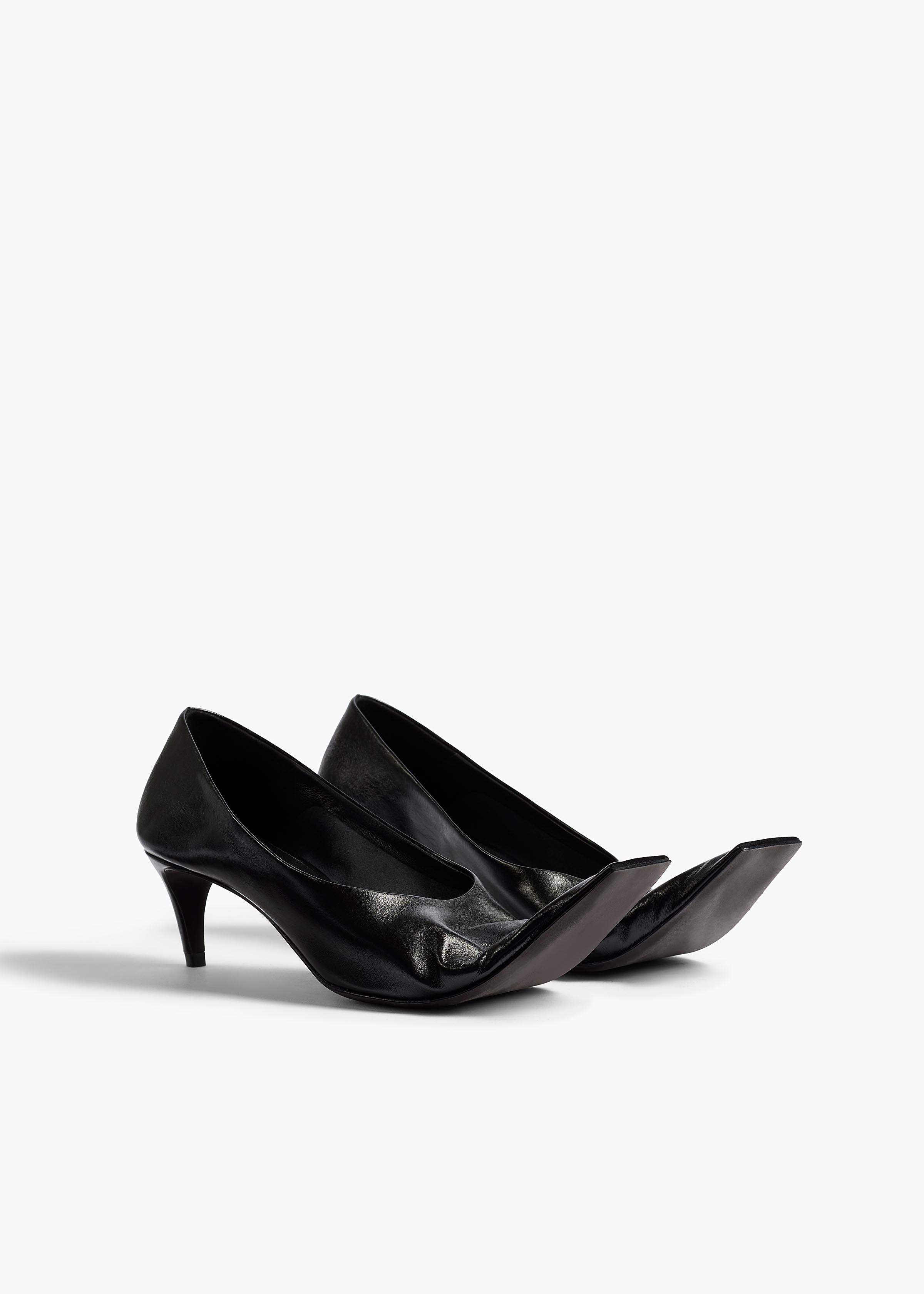 Marlene Low Pump in Black Glazed Leather
