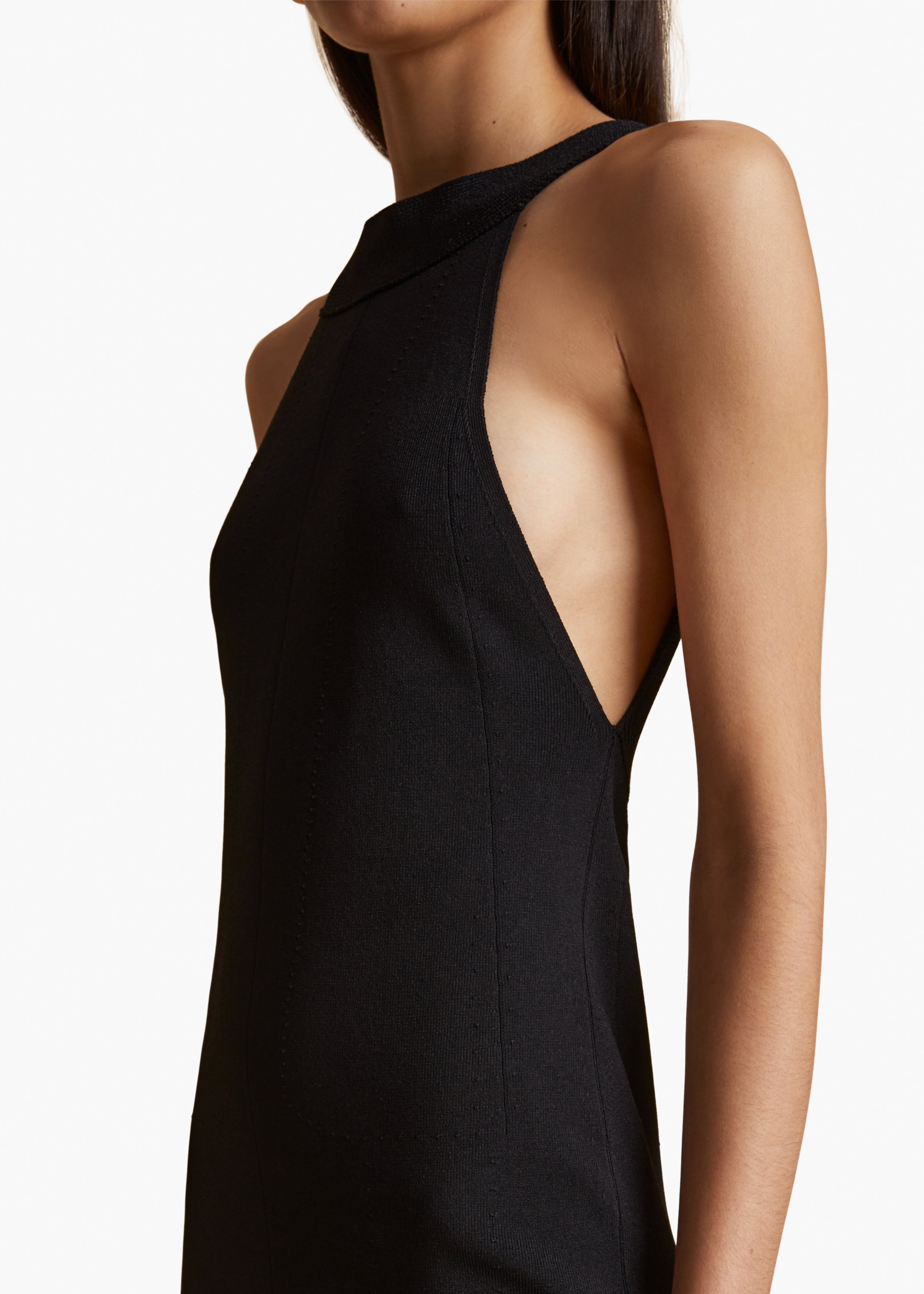 MEDIA DRESS IN BLACK DETAIL 1