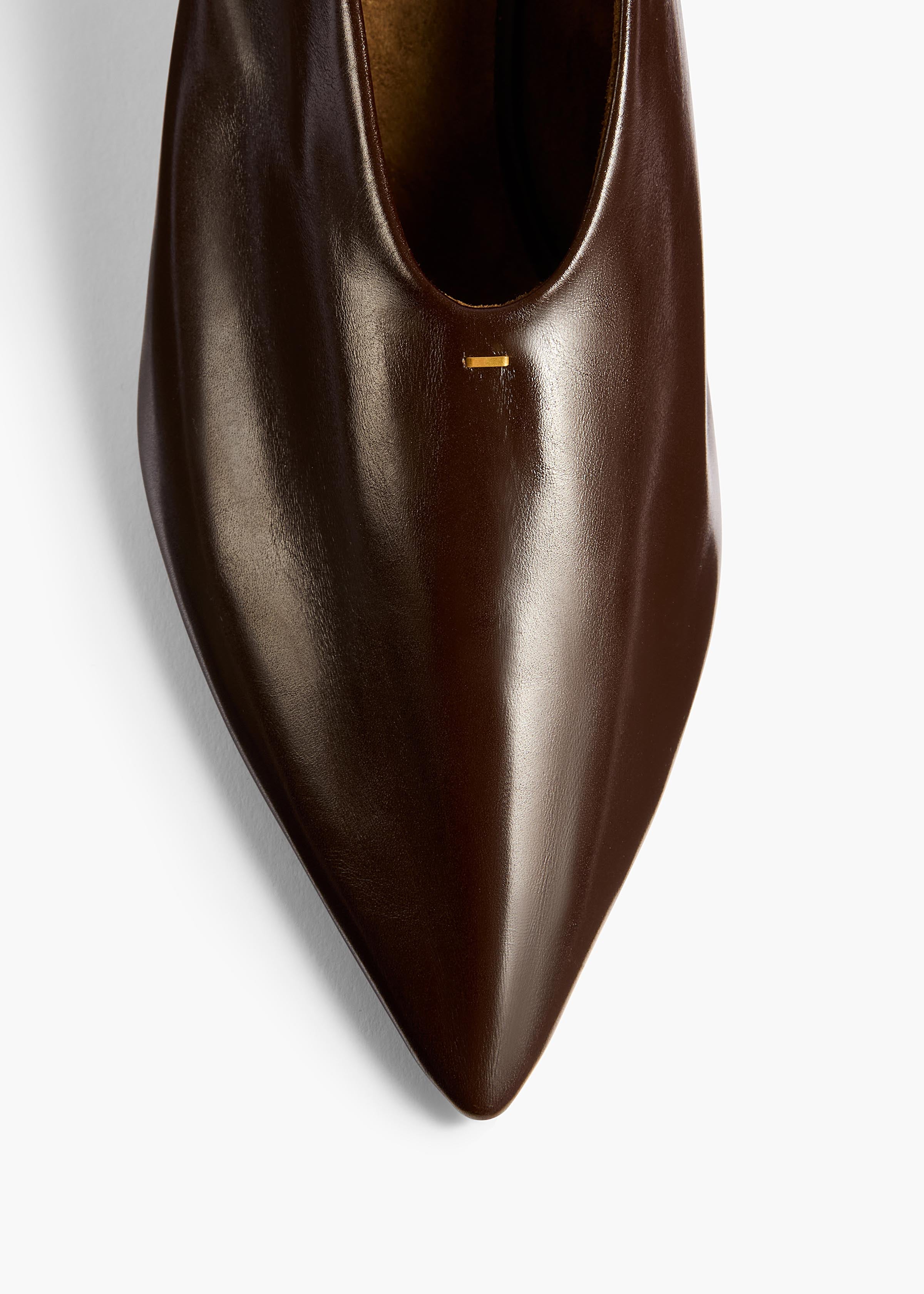 Miriam Low Pump in Cacao Glazed Leather