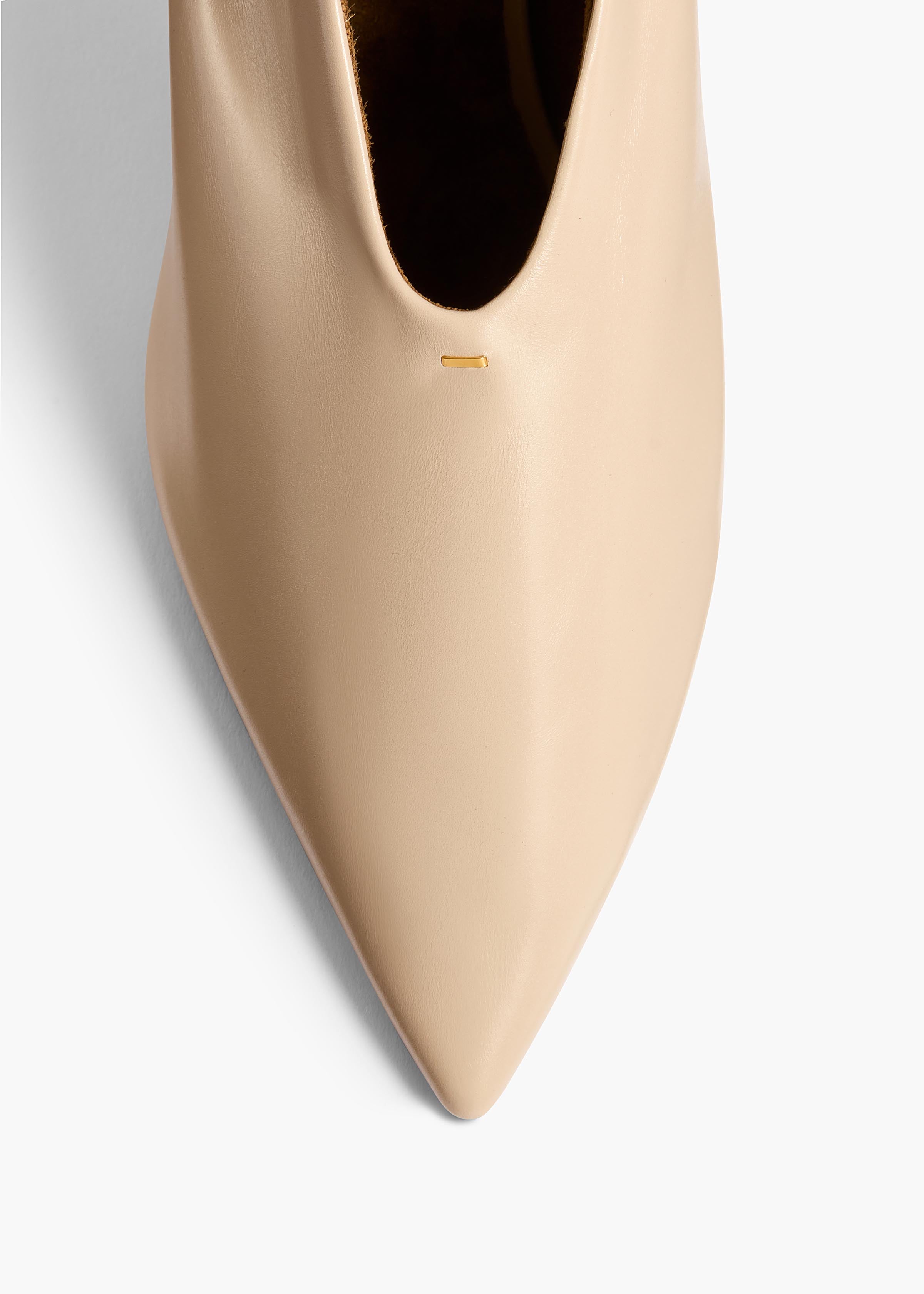 Miriam Pump in Nude Glazed Leather