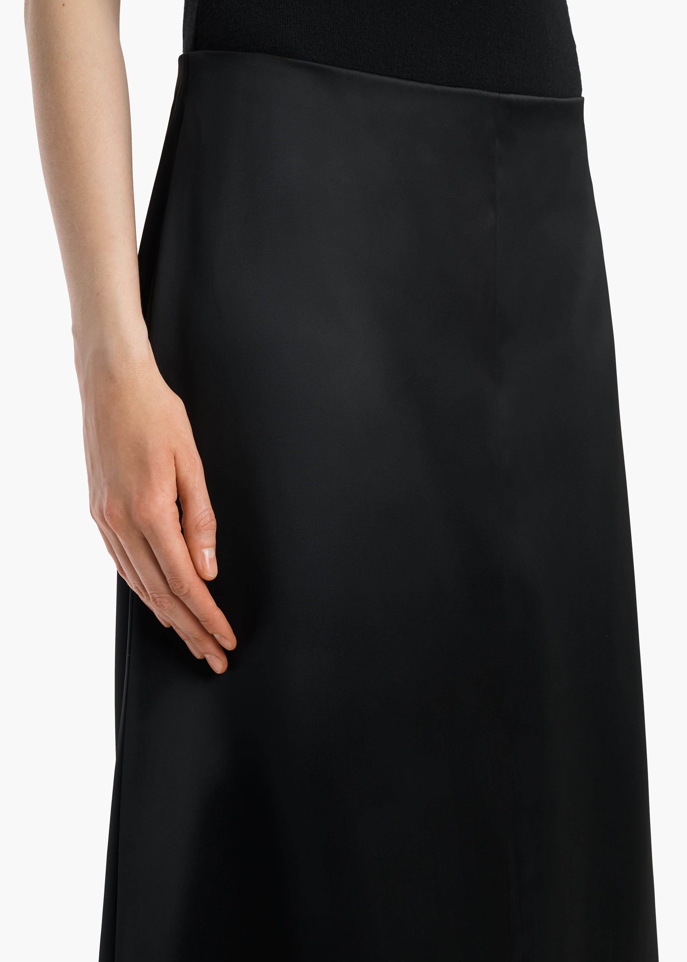 KHAITE  - Nania Skirt in Black