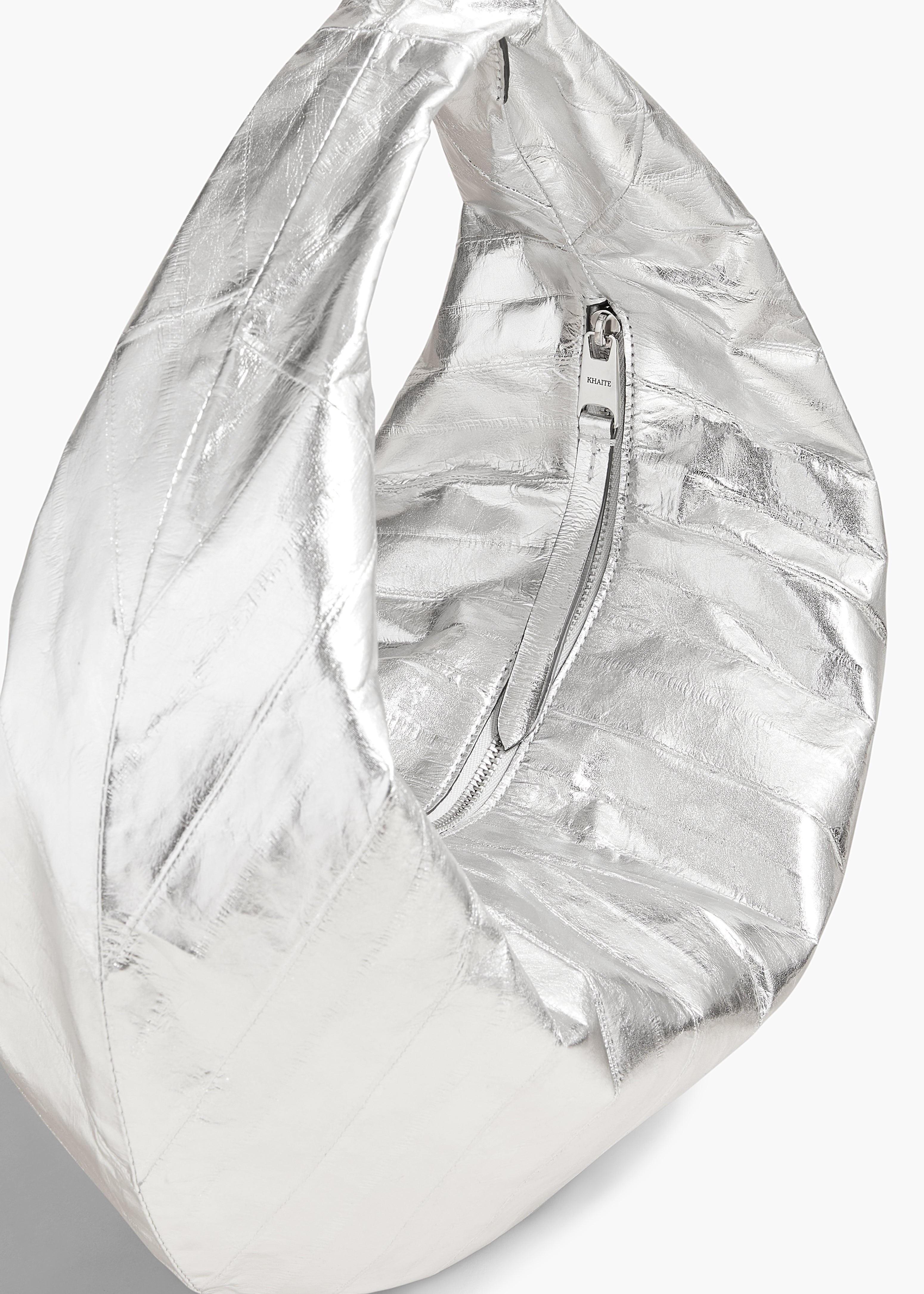 MEDIUM OLIVIA HOBO IN SILVER EEL DETAILED VIEW