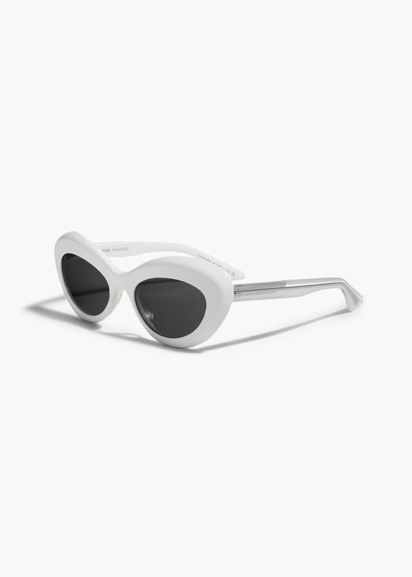 KHAITE X OLIVER PEOPLES 1968C IN WHITE AND GREY SIDE VIEW