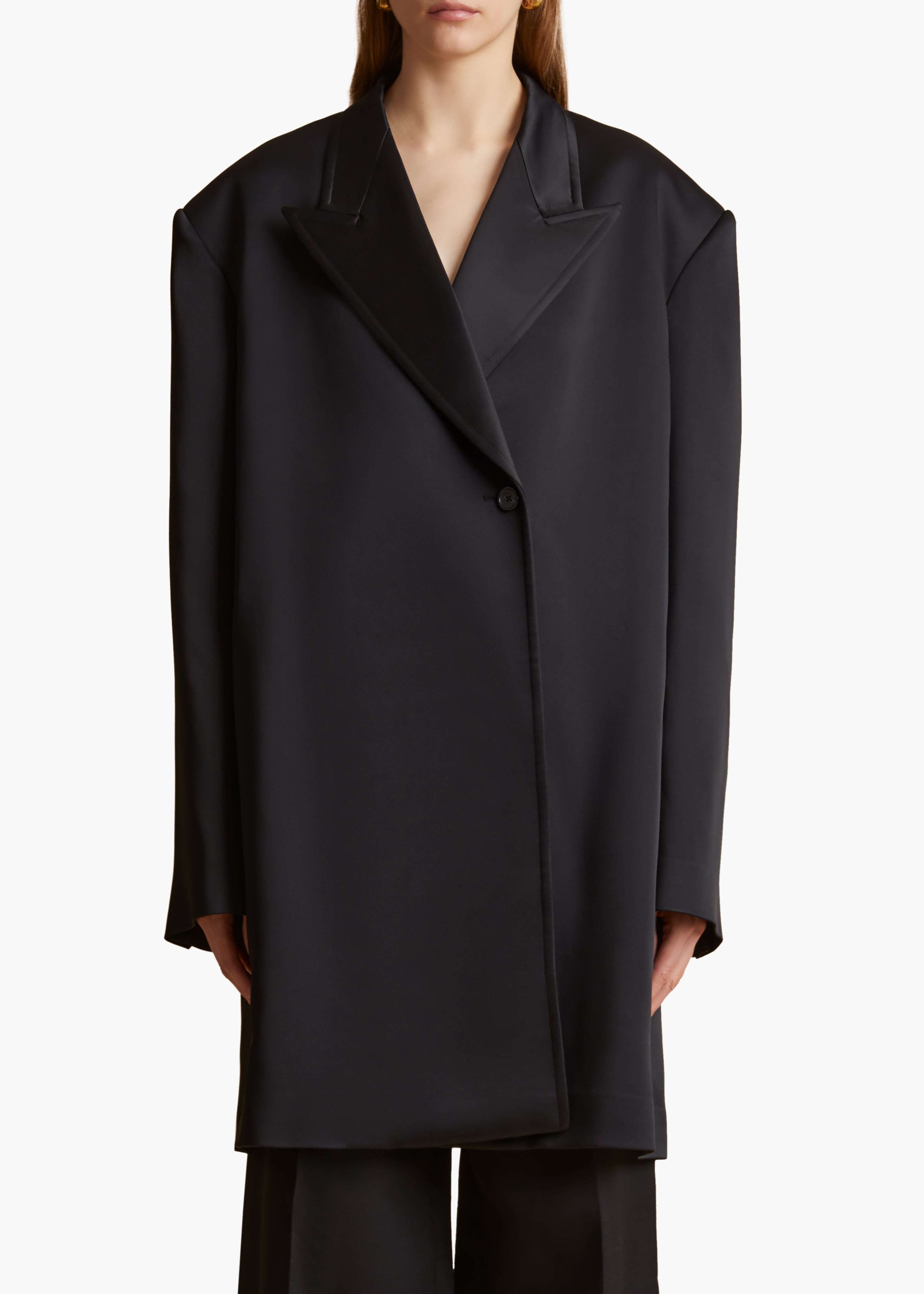 Ray Coat in Black FRONT VIEW