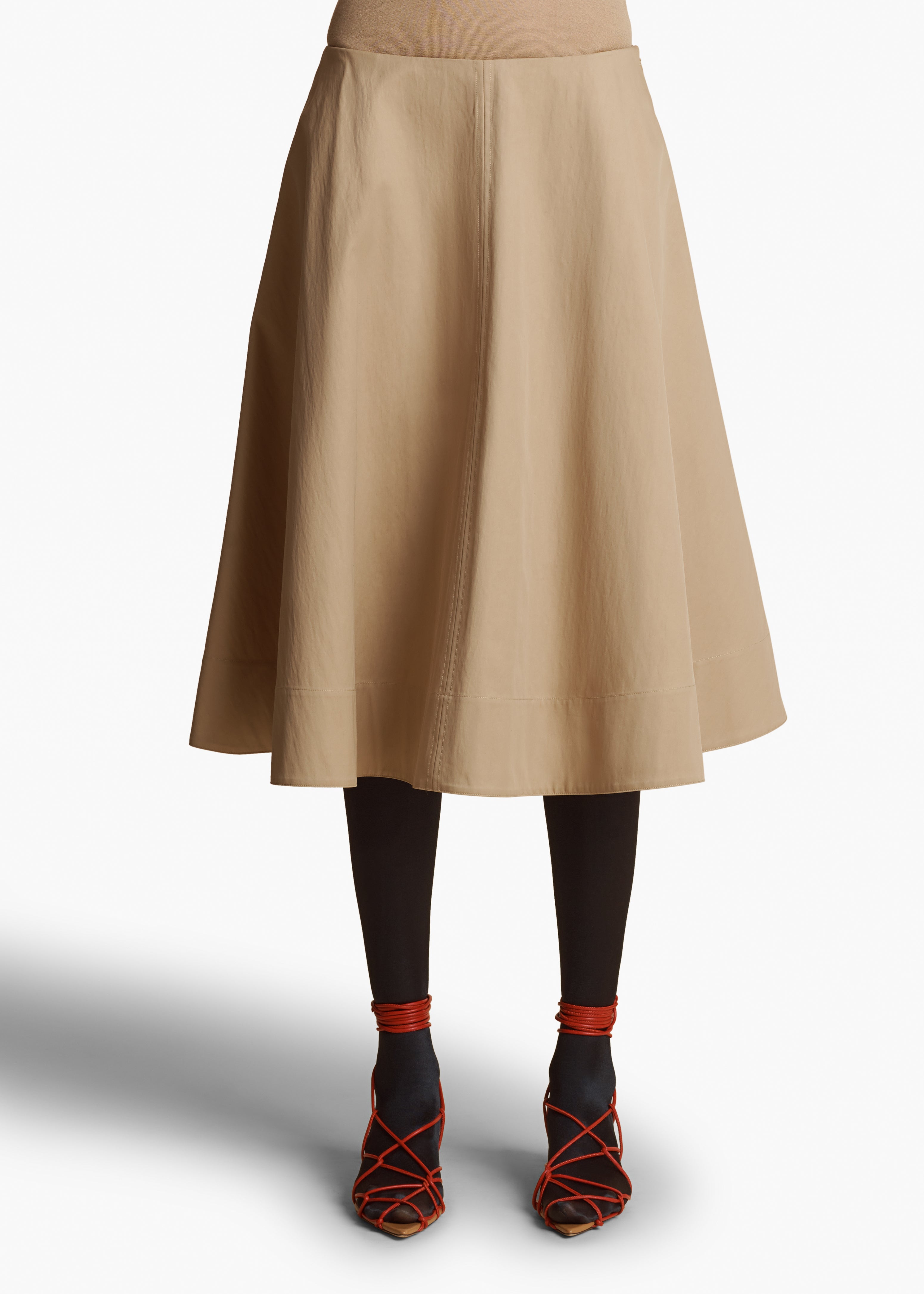 RENTA SKIRT IN BEIGE FRONT VIEW