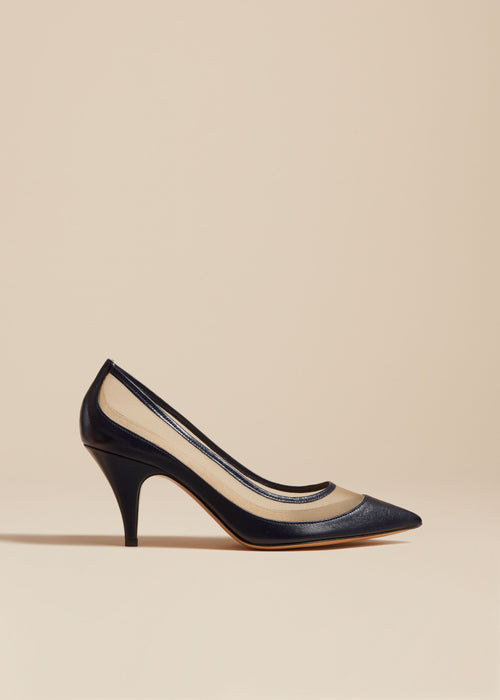 The River Mesh Pump in Midnight Leather