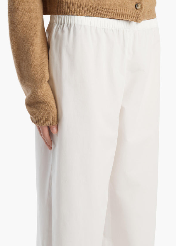 Roma Pant in Chalk
