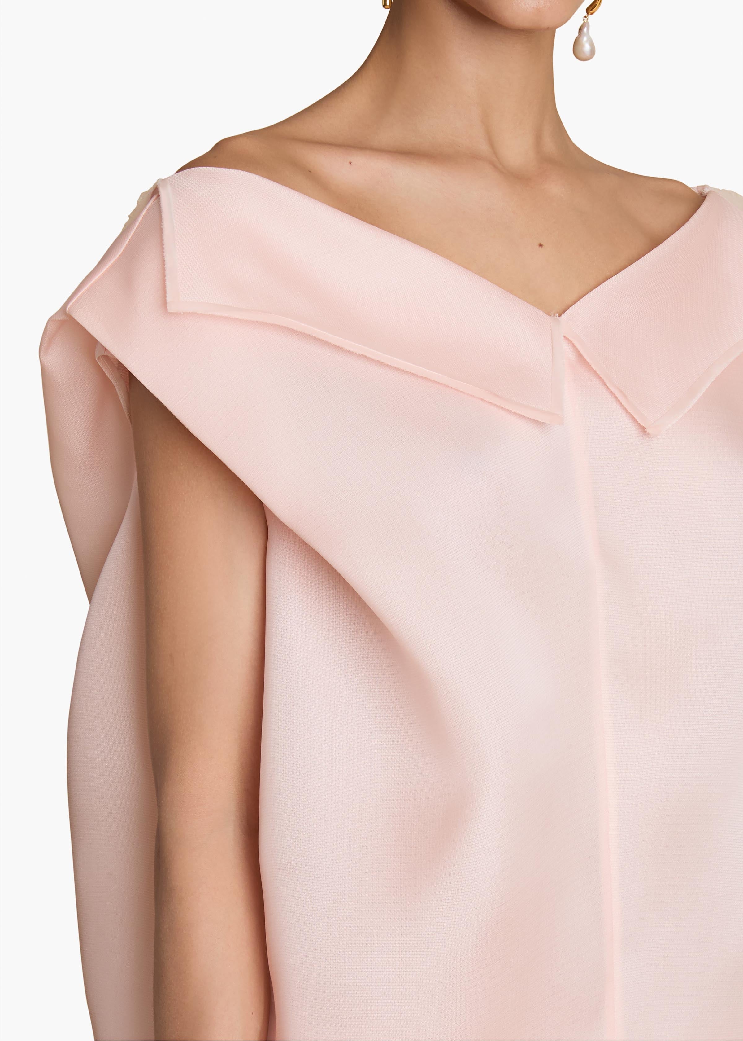 Selly Top in Soft Pink DETAILED VIEW 2