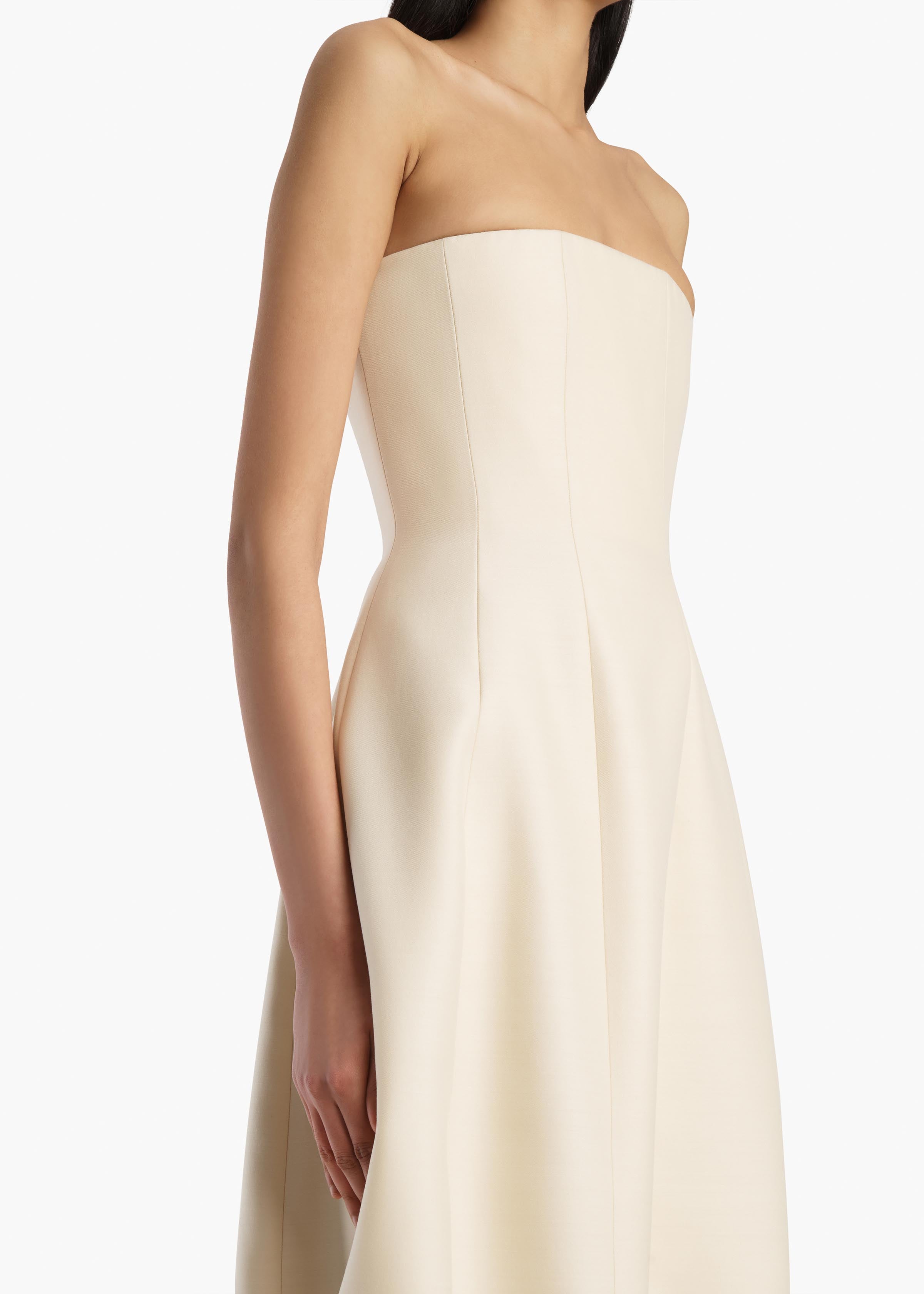 Stela Dress in Ivory Glow – KHAITE