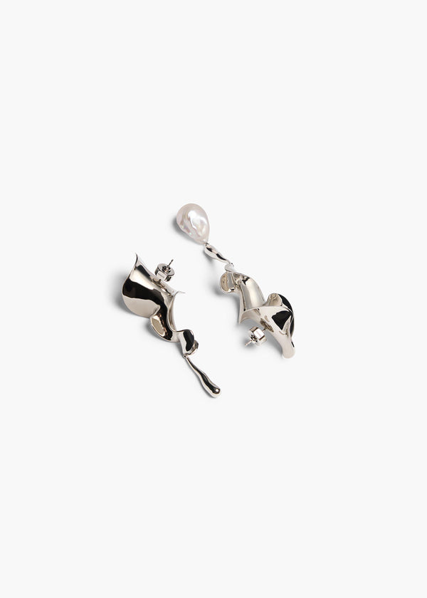 Tidal Earrings with Pearl in Silver ANGLED VIEW