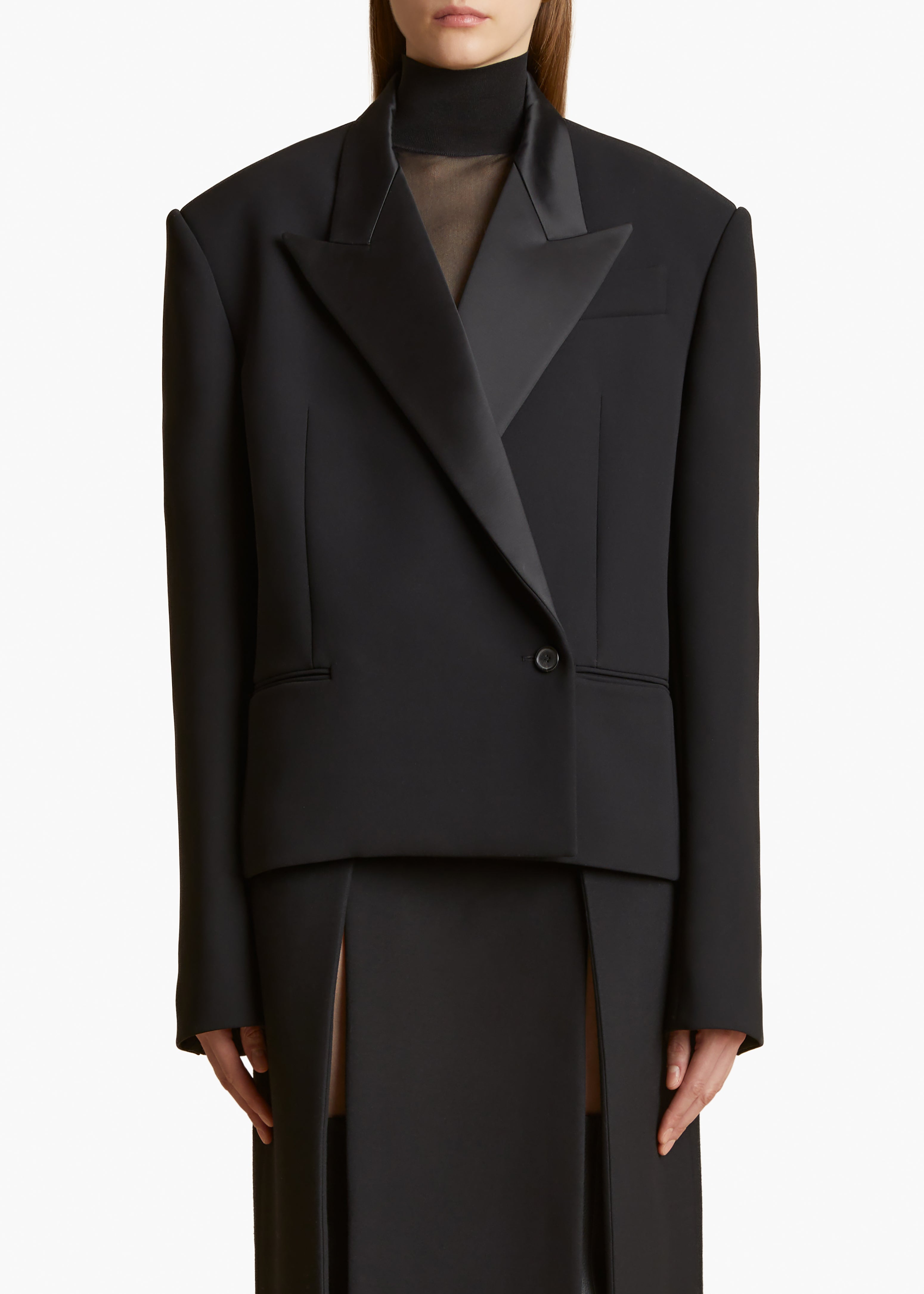 TONNI BLAZER IN BLACK SUITING FRONT VIEW