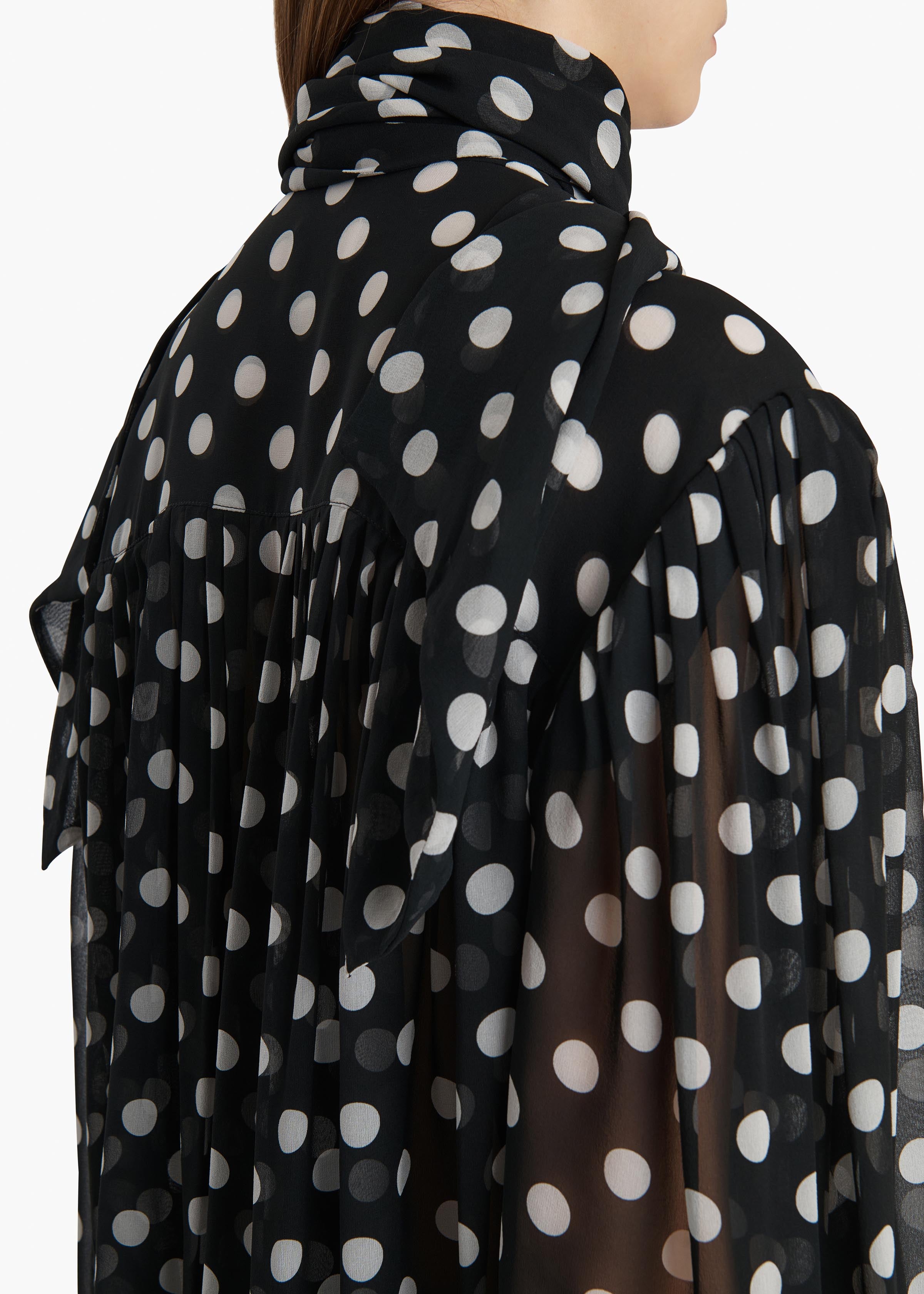 VALI TOP MEDIUM DOT BLACK 24603374 663 E Alt