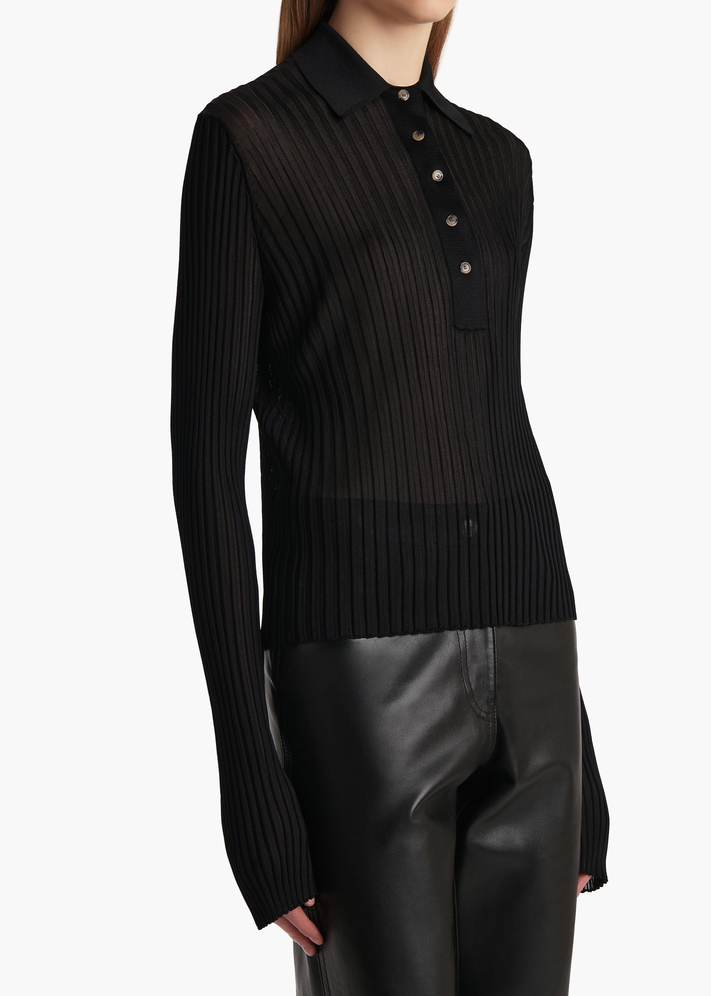 Vin Top in Black