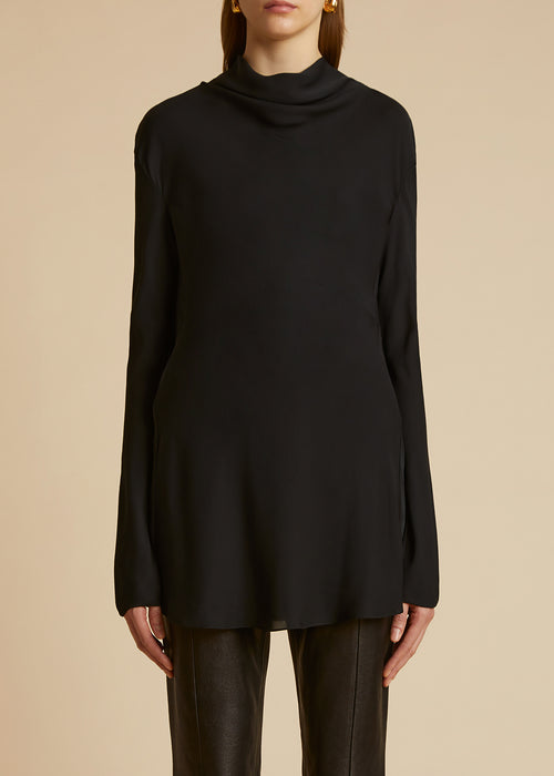 The Vray Top in Black
