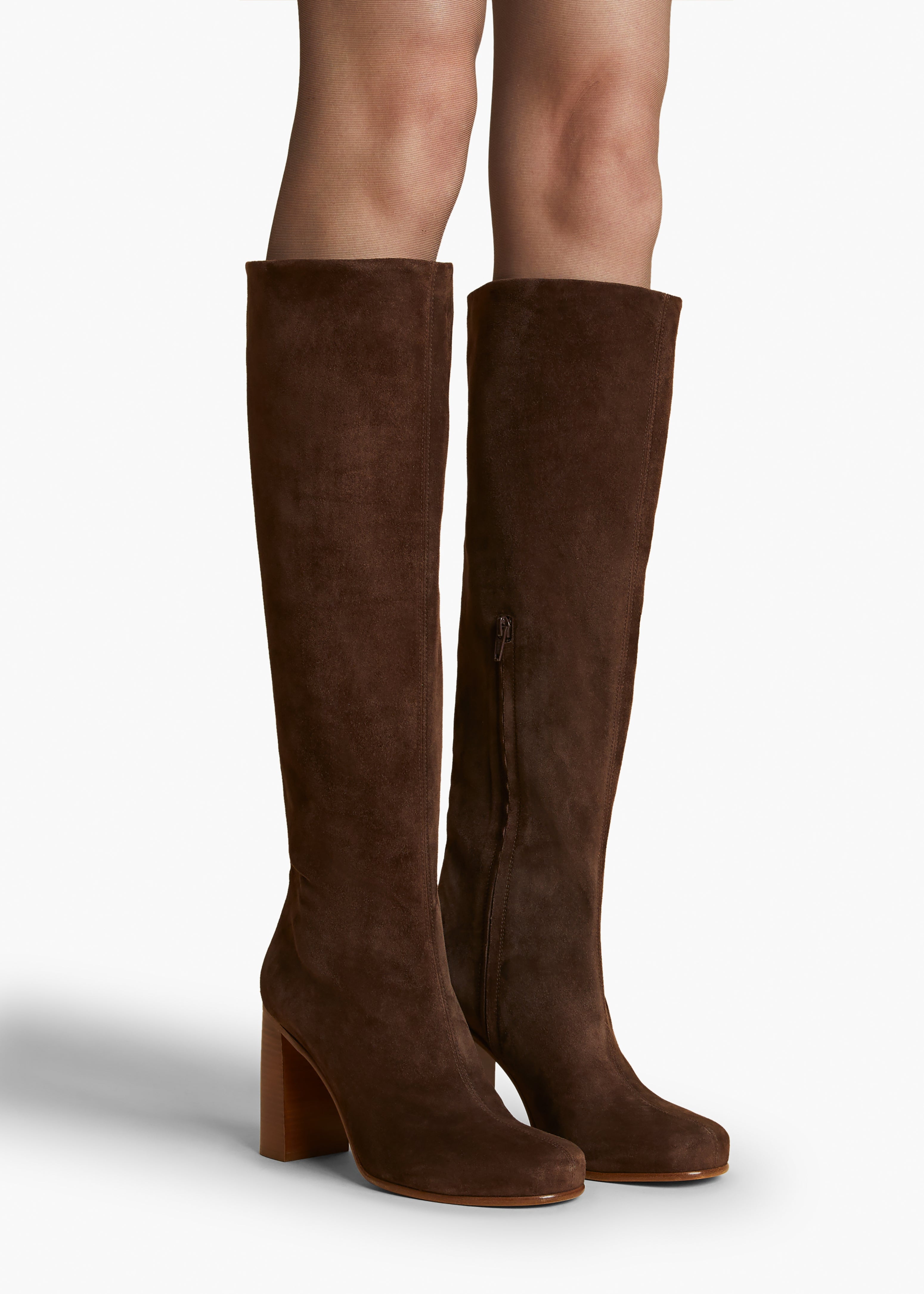 WILLOW KNEE HIGH BOOT IN DARK BROWN SUEDE STYLED VIEW