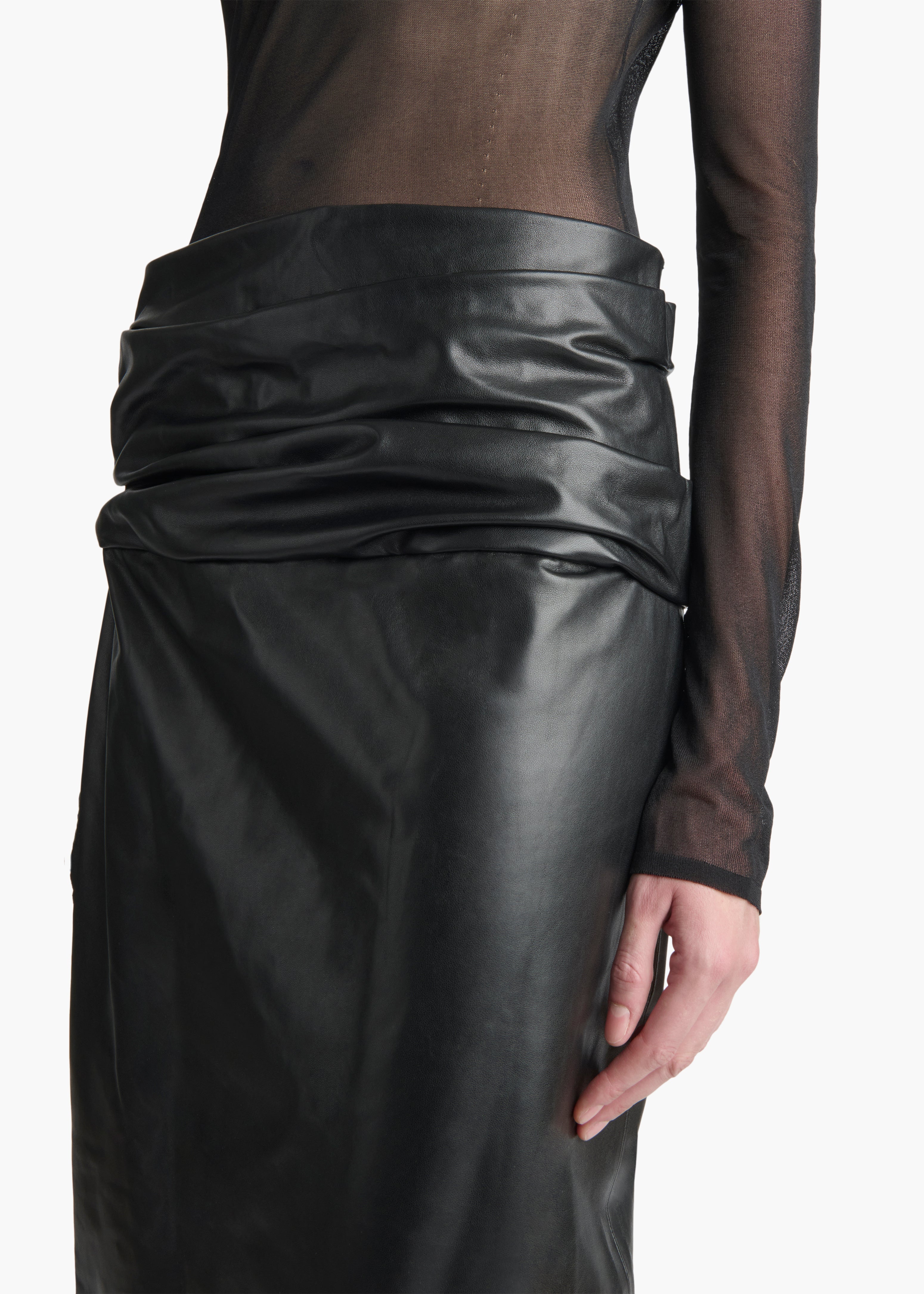 WINLER SKIRT IN BLACK LEATHER DETAILED VIEW 2