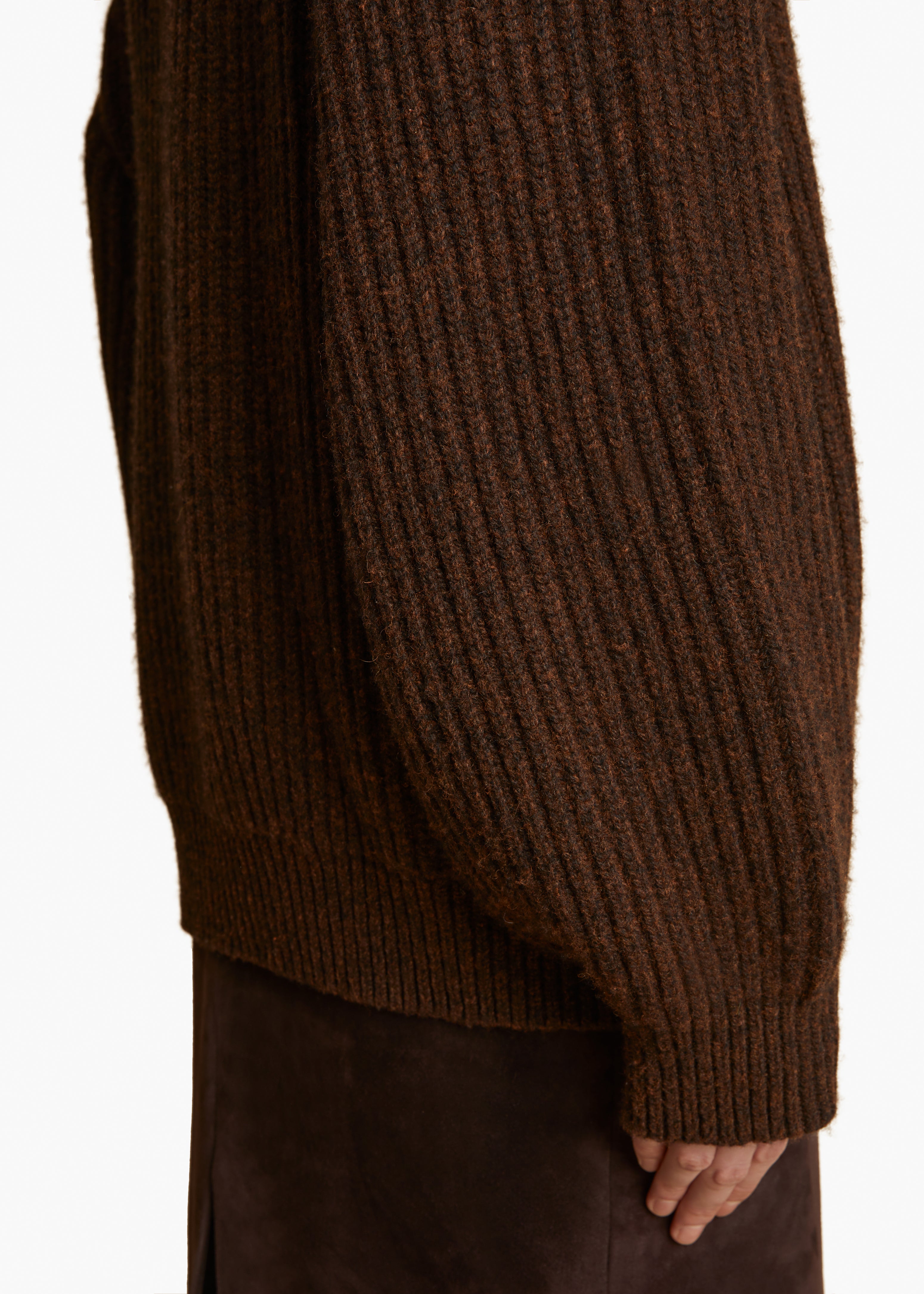 WREN SWEATER IN CHESTNUT DETAILED VIEW 1