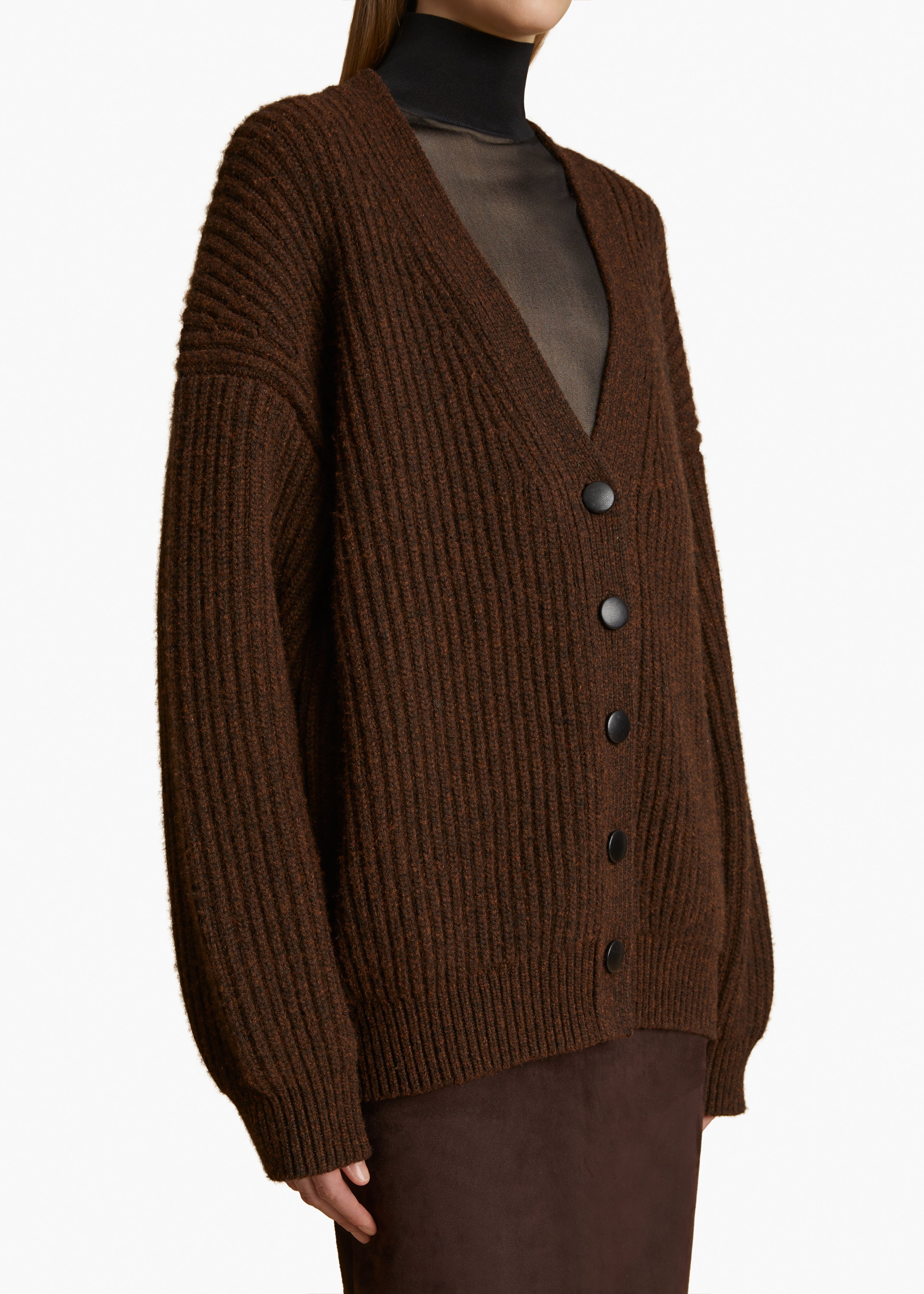 WREN SWEATER IN CHESTNUT DETAILED VIEW 2