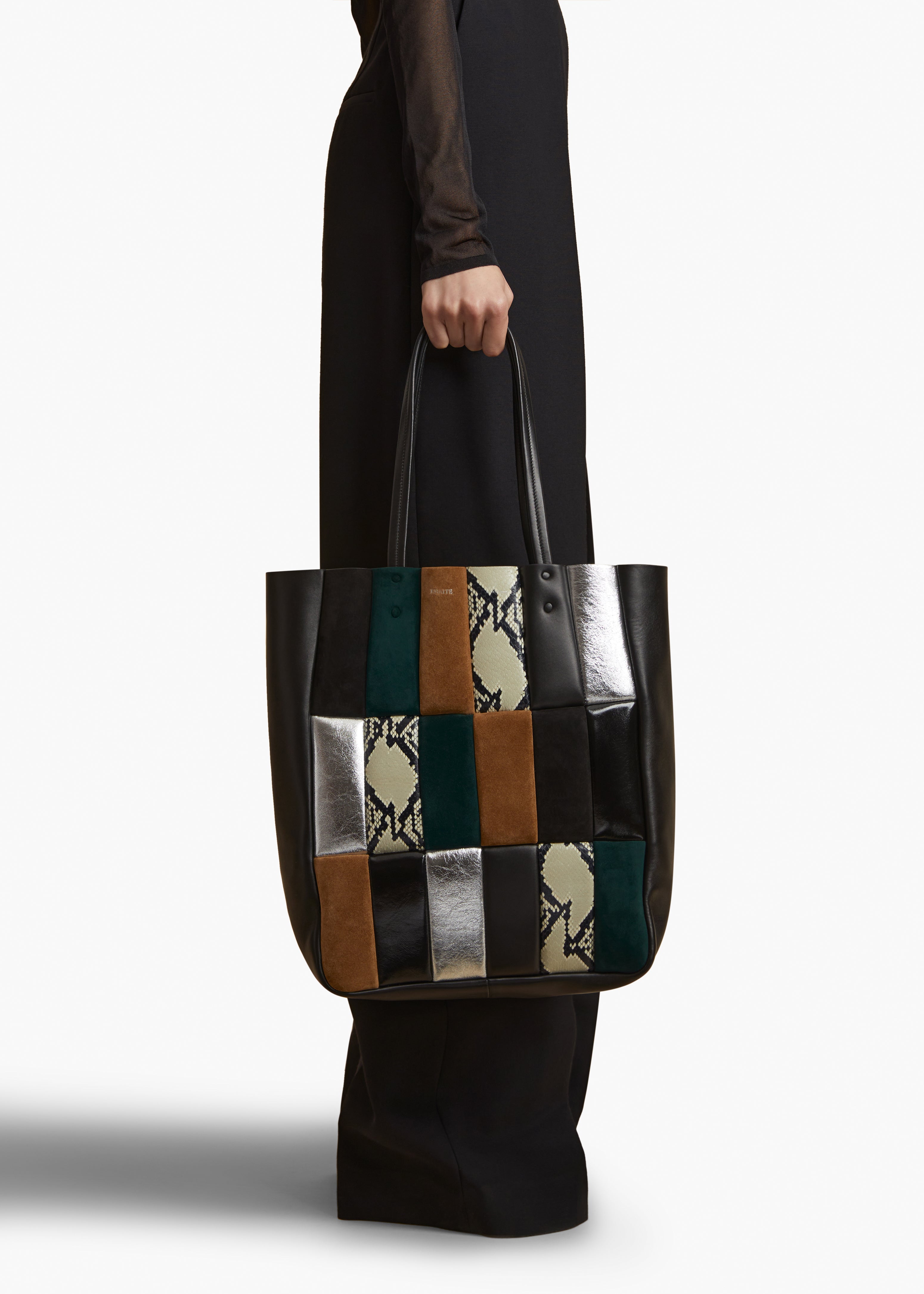 ZOE TOTE IN BLACK MULTI COLOR STYLED VIEW