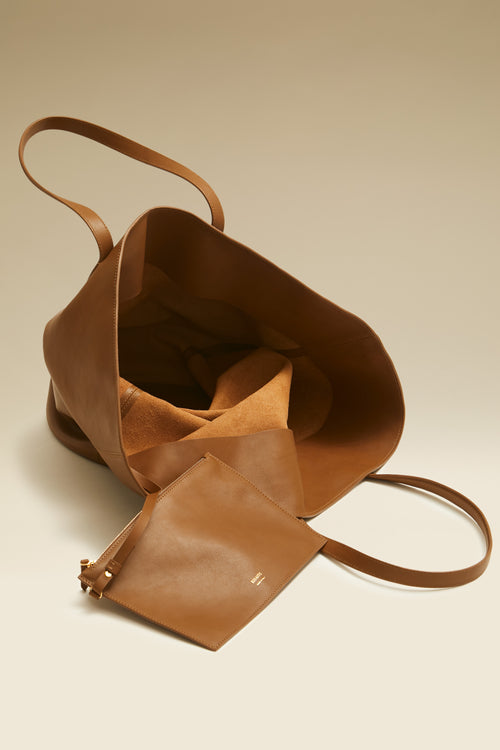 The Medium Osa Tote in Caramel Leather