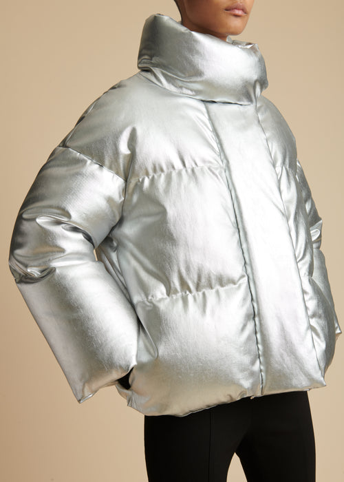 The Raphael Puffer Jacket in Silver